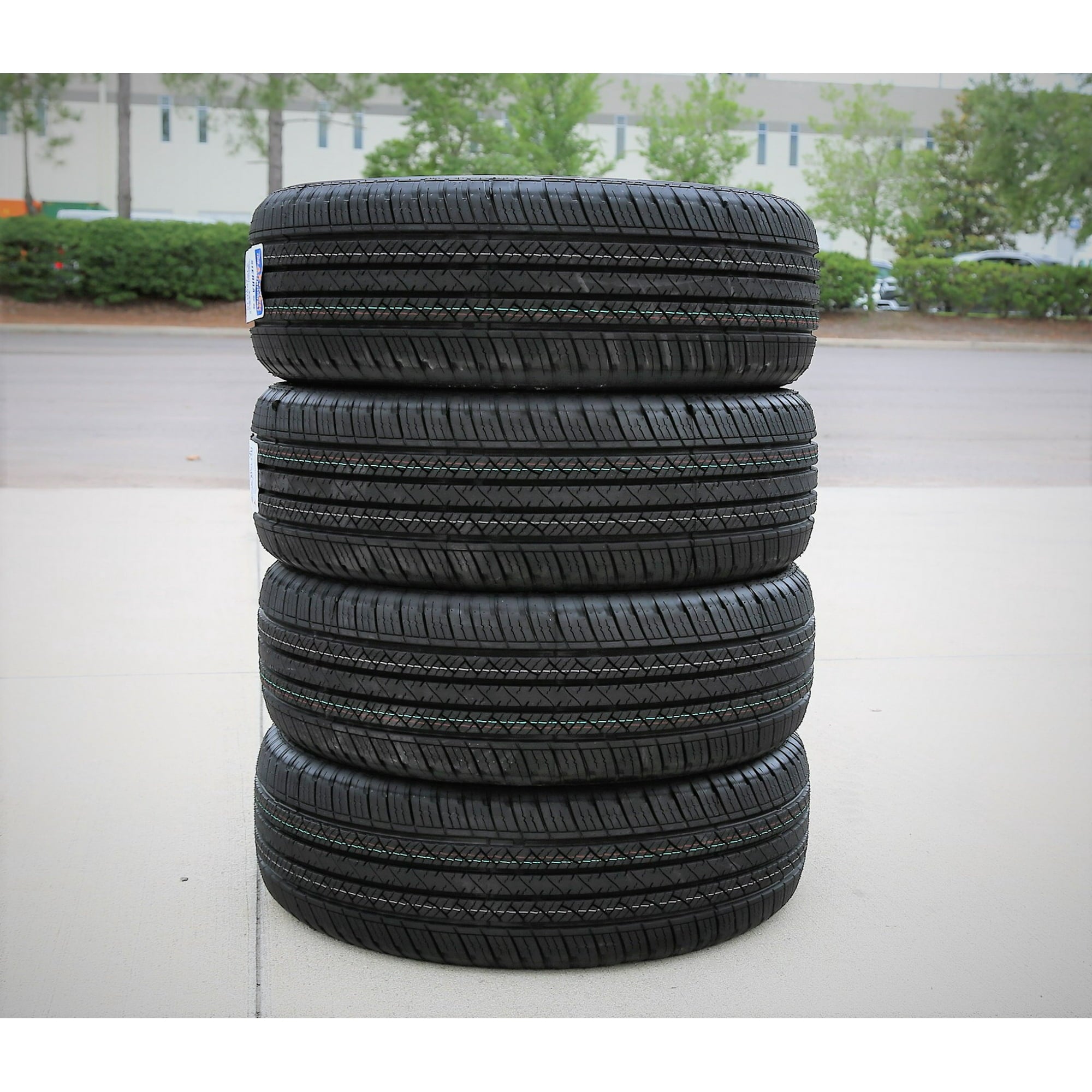 Tire Maxtrek Sierra S6 215/75R15 100S AS A/S All Season Fits: 1995 Jeep Wrangler Rio Grande, 1997-2001 Jeep Wrangler Sport