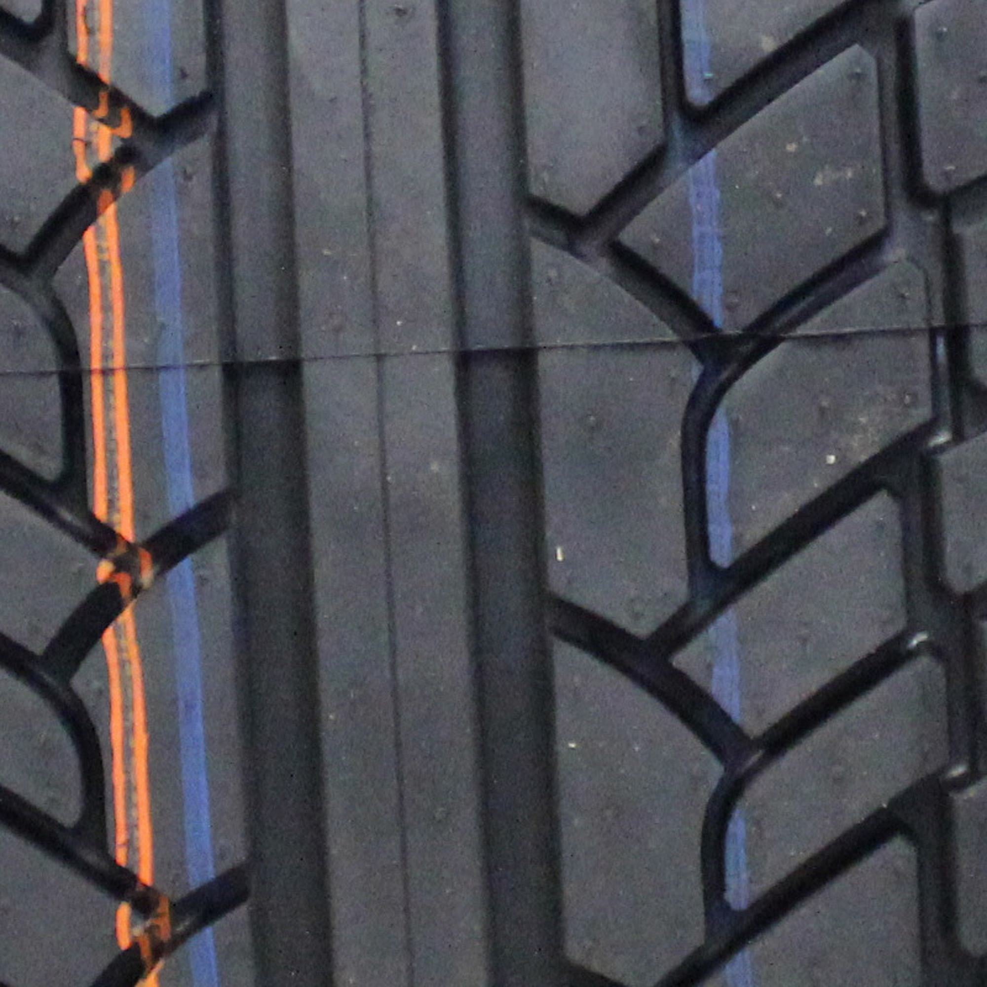 Achilles Desert Hawk UHP UHP Summer 285/45R22 114V XL Passenger Tire