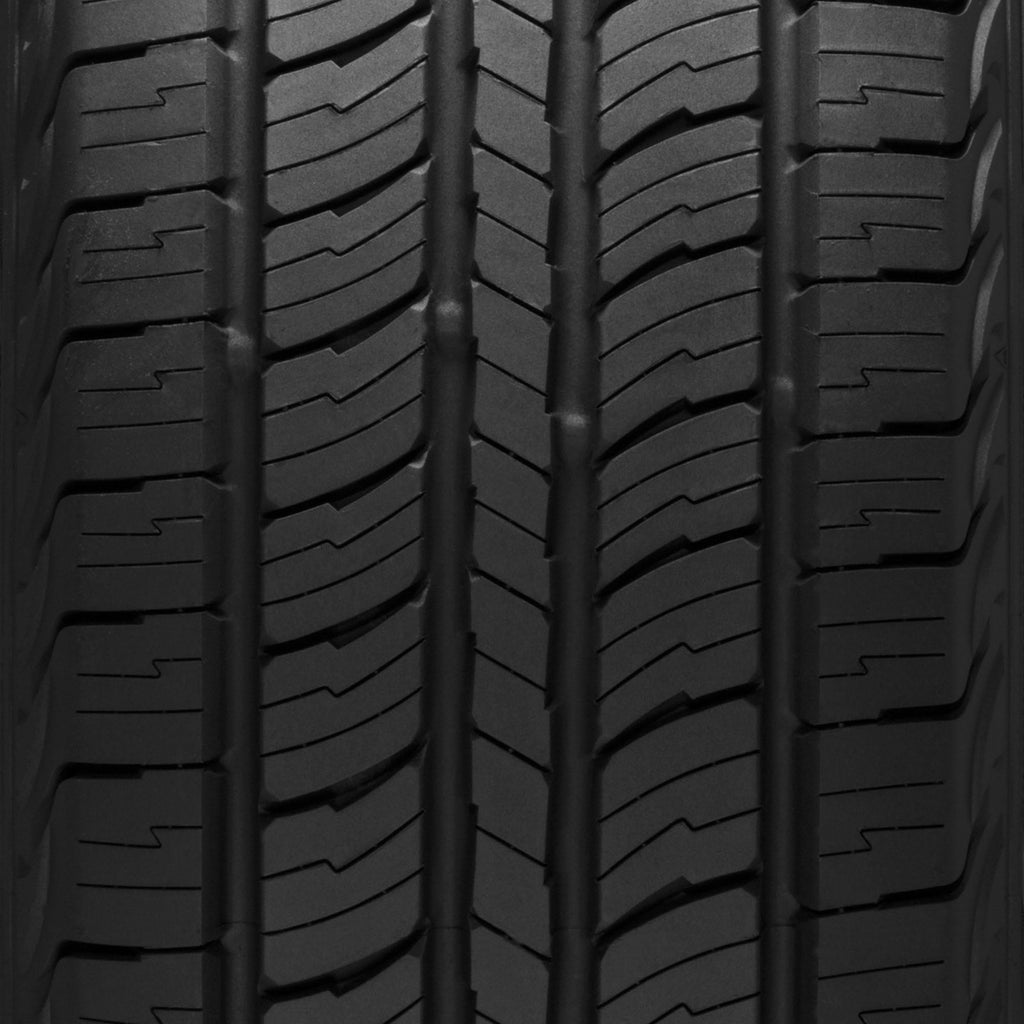 Kumho Tire Kumho Road Venture APT KL51 Highway 265/70R15 112T Light Truck Tire