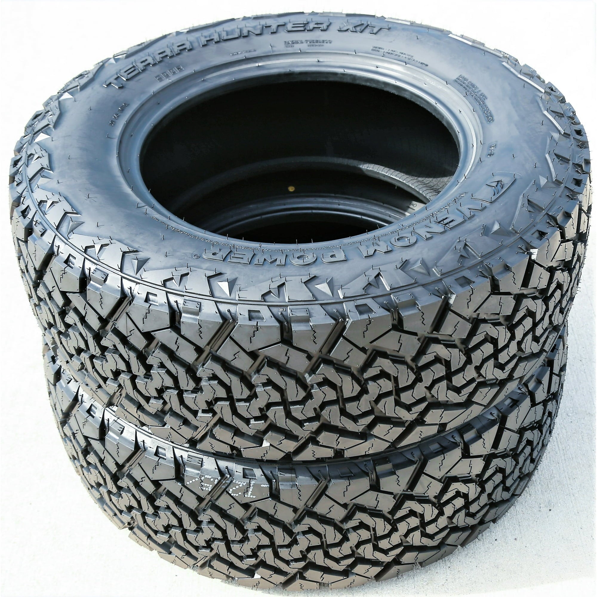 Venom Power Terra Hunter X/T 245/65R17 111T XL Extreme Terrain Tire