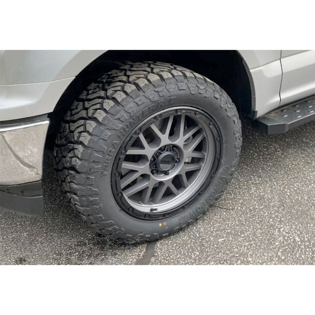 Venom Power Terra Hunter R/T 31X13.50R20 121Q E 10 Ply Rugged Terrain Light Truck Tire