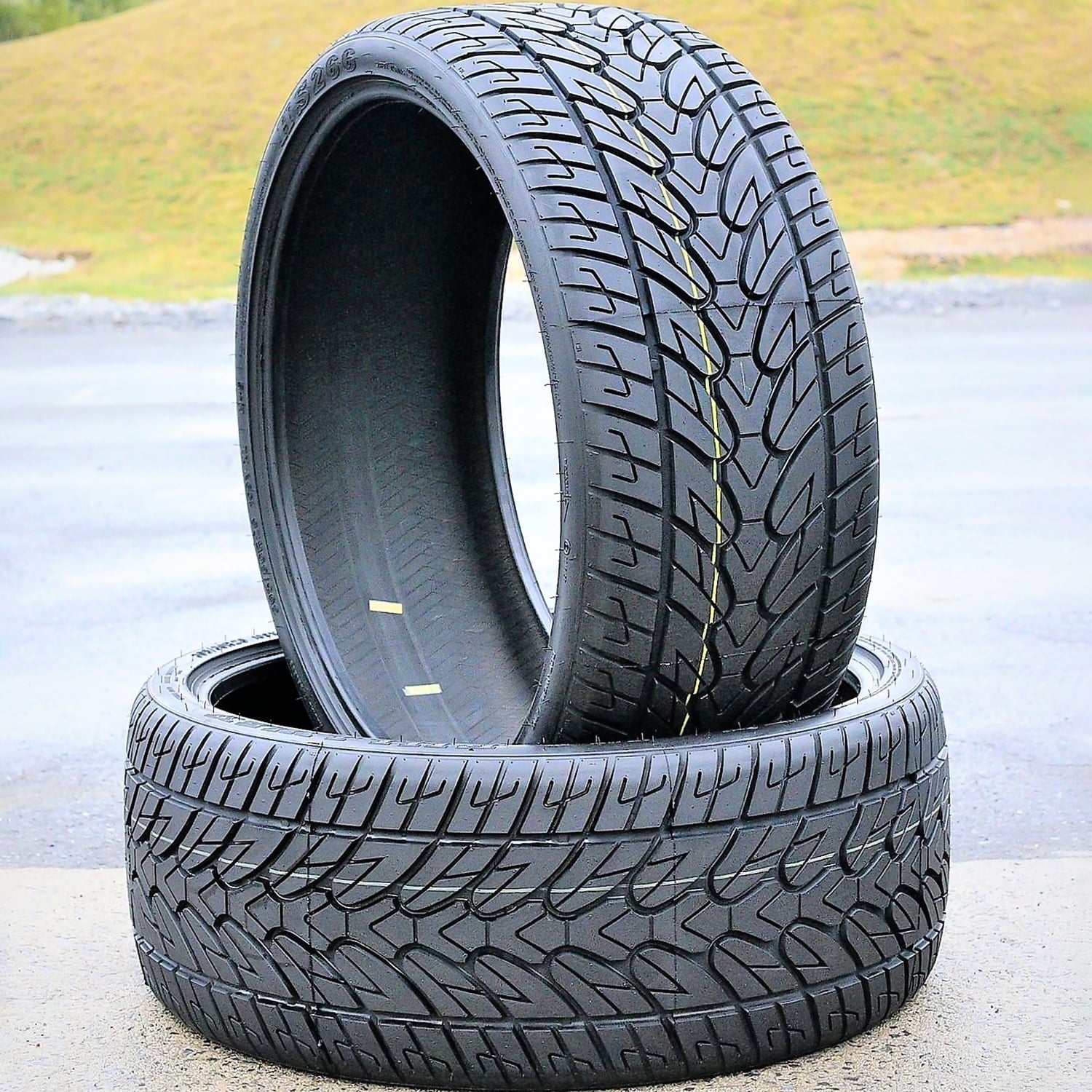 Fullway HS266 295/35R24 110V XL Performance a/s All Season Tire