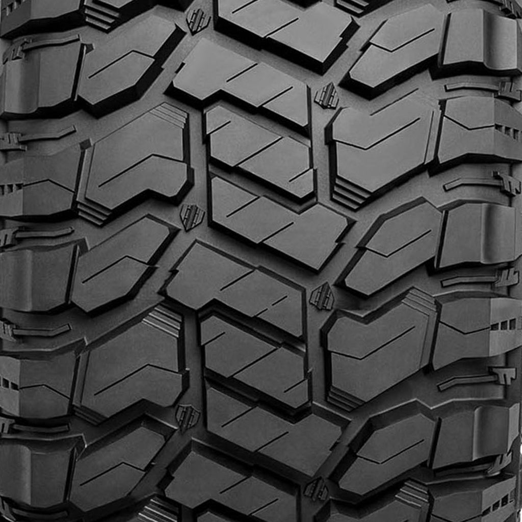 Radar Renegade R/T+ Rugged Terrain LT245/75R16 120/116Q E Light Truck Tire