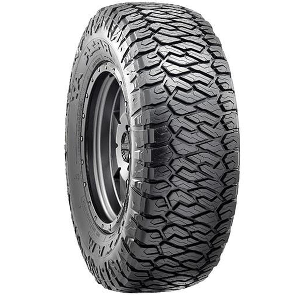 Maxxis Razr AT-811 All Terrain LT295/70R18 129/126S E Light Truck Tire