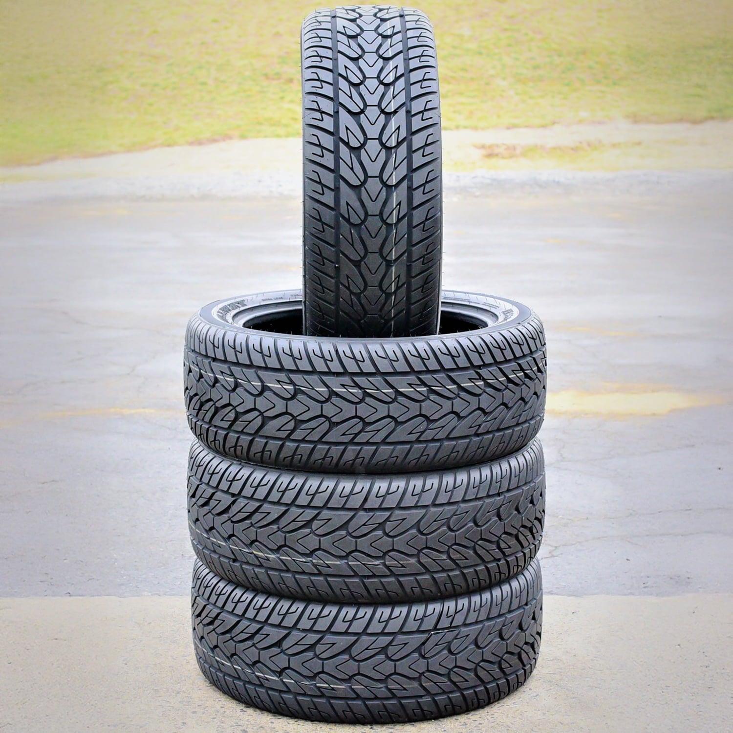 Fullway HS266 305/45R22 118V XL Performance a/s All Season Tire