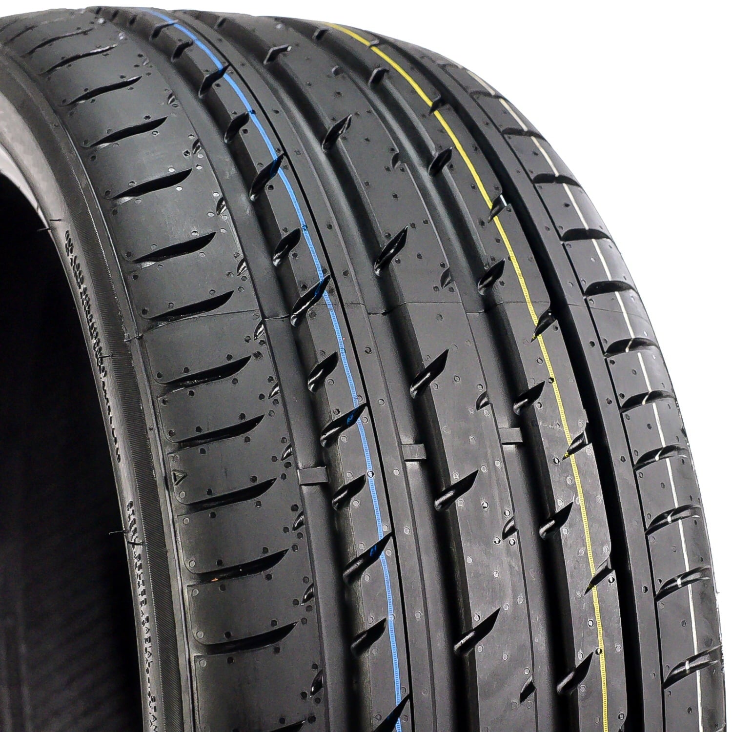 Haida HD927 245/50R19 105V XL Performance Tire Fits: 2018-23 Lexus LS500 Base, 2004-07 Bentley Continental GT