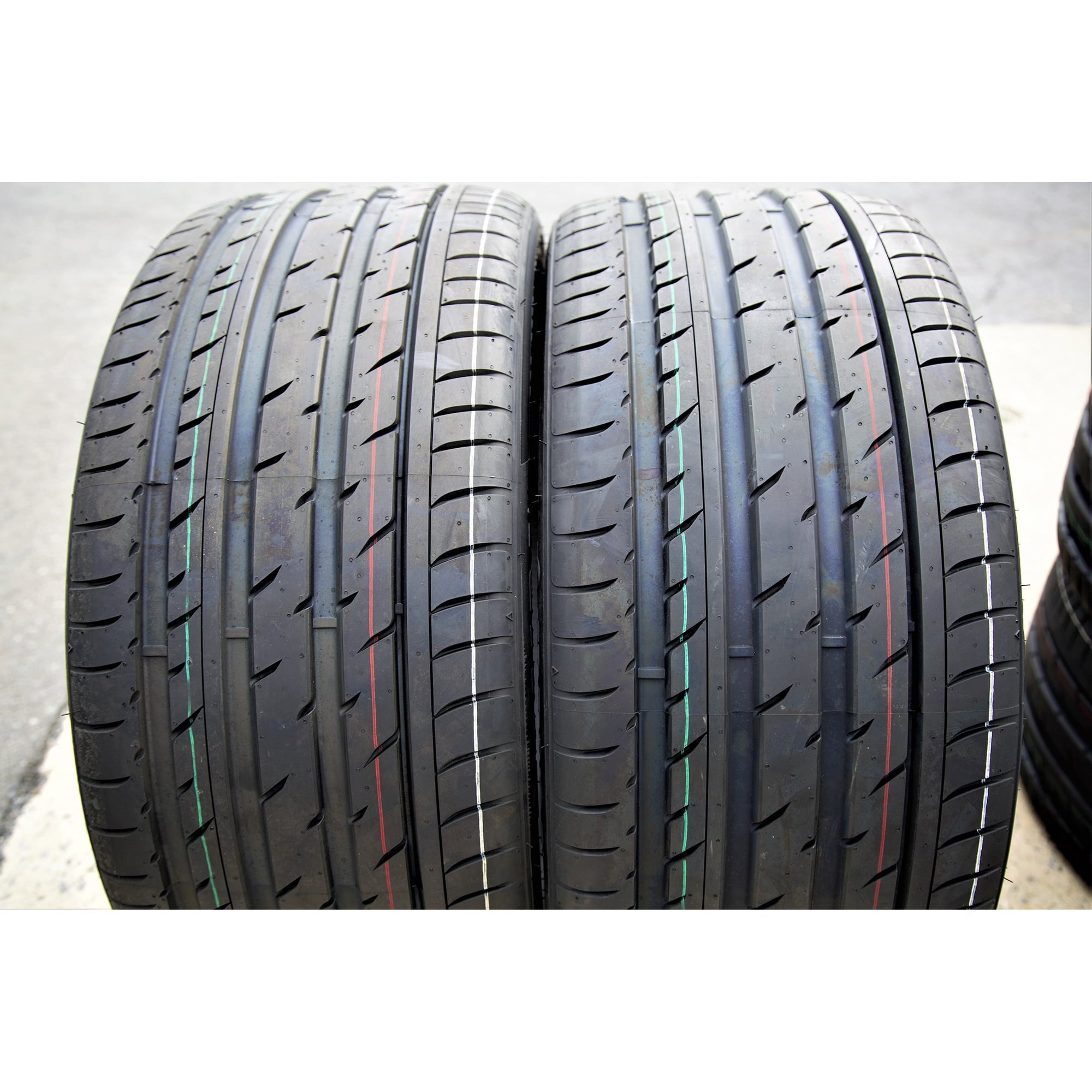 Haida HD927 245/50R19 105V XL Performance Tire Fits: 2018-23 Lexus LS500 Base, 2004-07 Bentley Continental GT