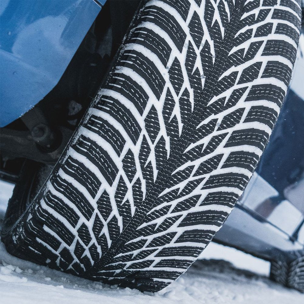 Nokian Rockproof 275/65R20 126 Q Tire