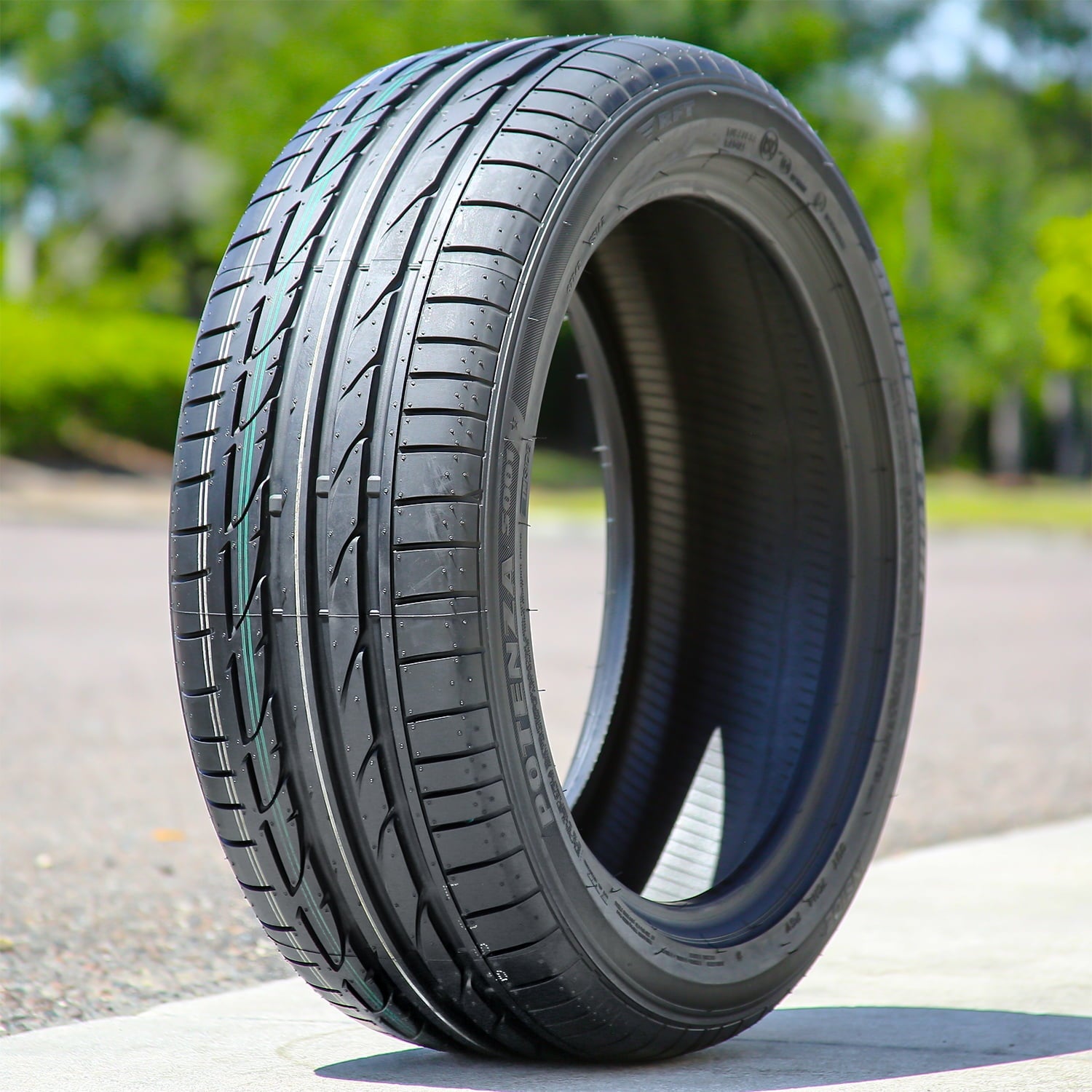 Bridgestone Potenza S001 285/30R19 98 Y Tire Fits: 2009-12 Chevrolet Corvette ZR1, 2019 Chevrolet Corvette ZR1