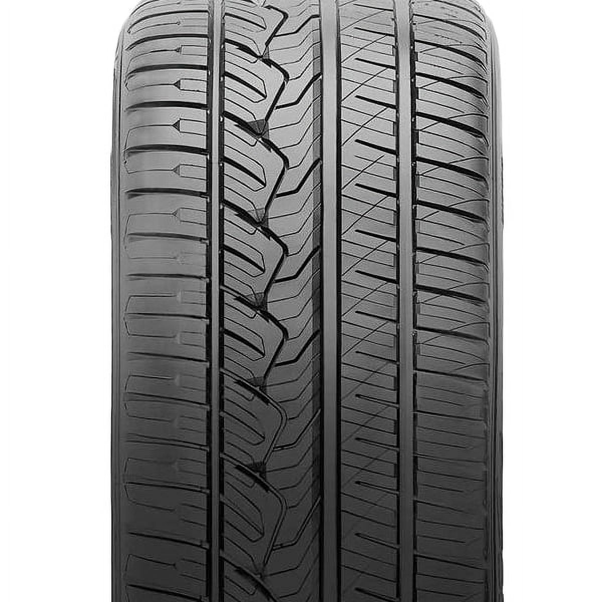 Nitto NT421Q 255/45R20 105 W Tire