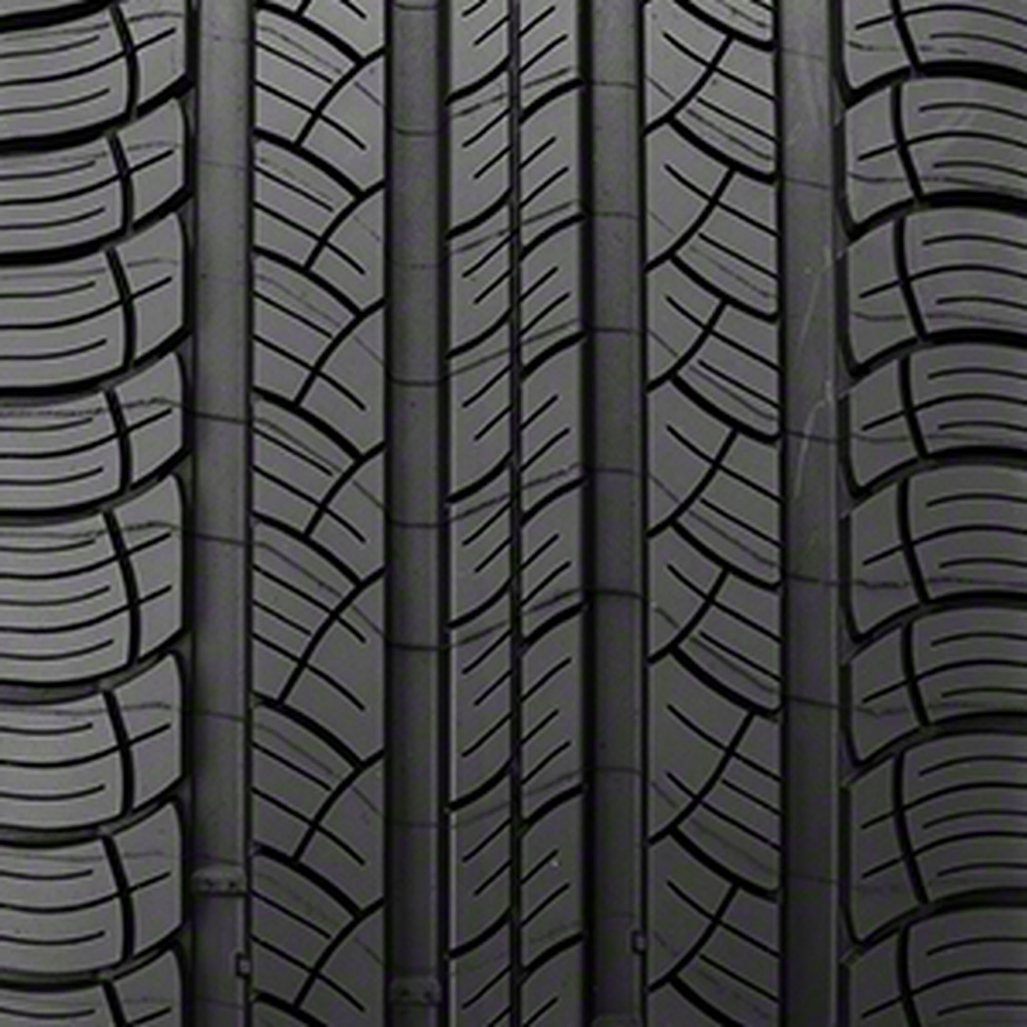 Michelin Pilot Sport A/S Plus 255/40R20 101 V Tire Fits: 2022-23 Volkswagen Tiguan Highline R-Line, 2017-18 Volkswagen Tiguan Highline