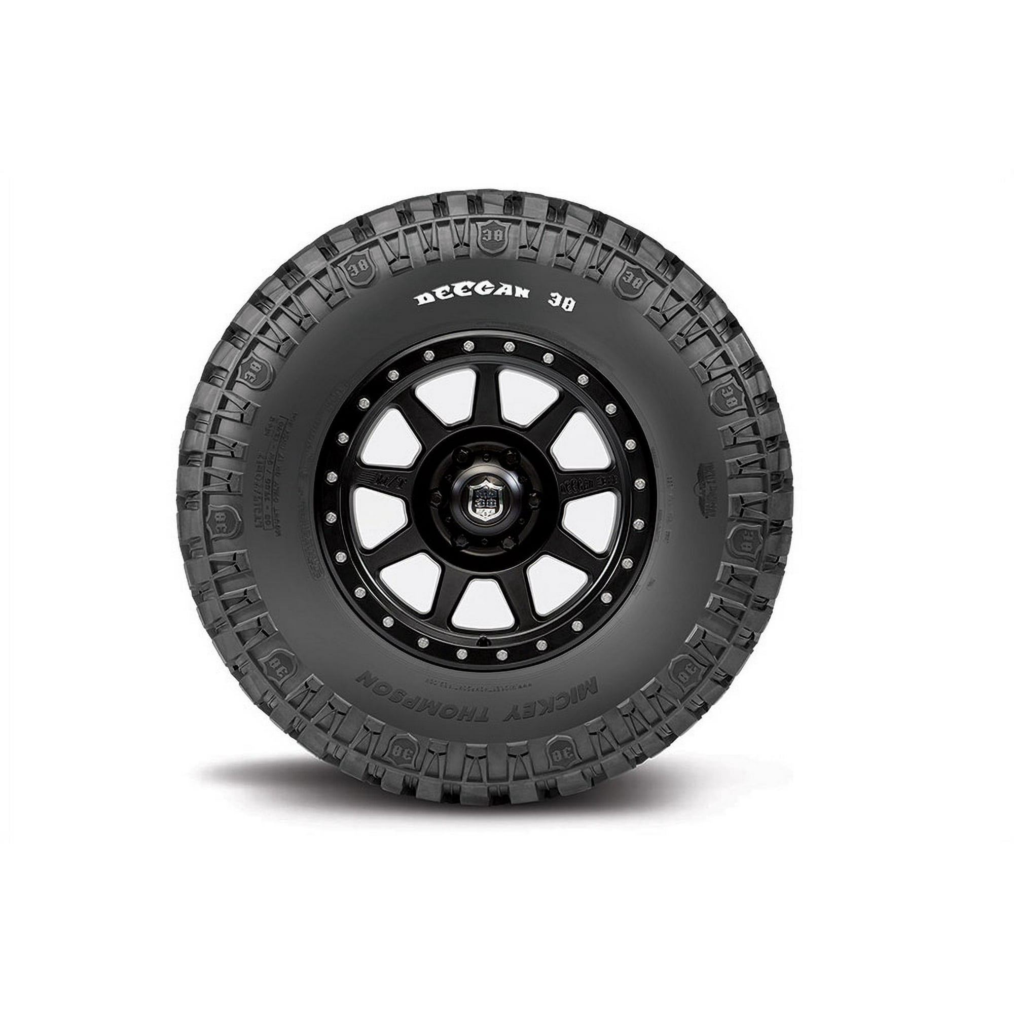 Mickey Thompson Deegan 38 LT305/55R20 121Q Tire