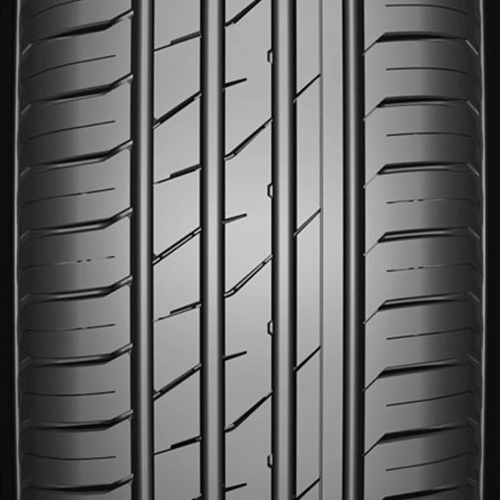 Radar DIMAX e-Sport 1 UHP 215/60R17 100V XL Passenger Tire