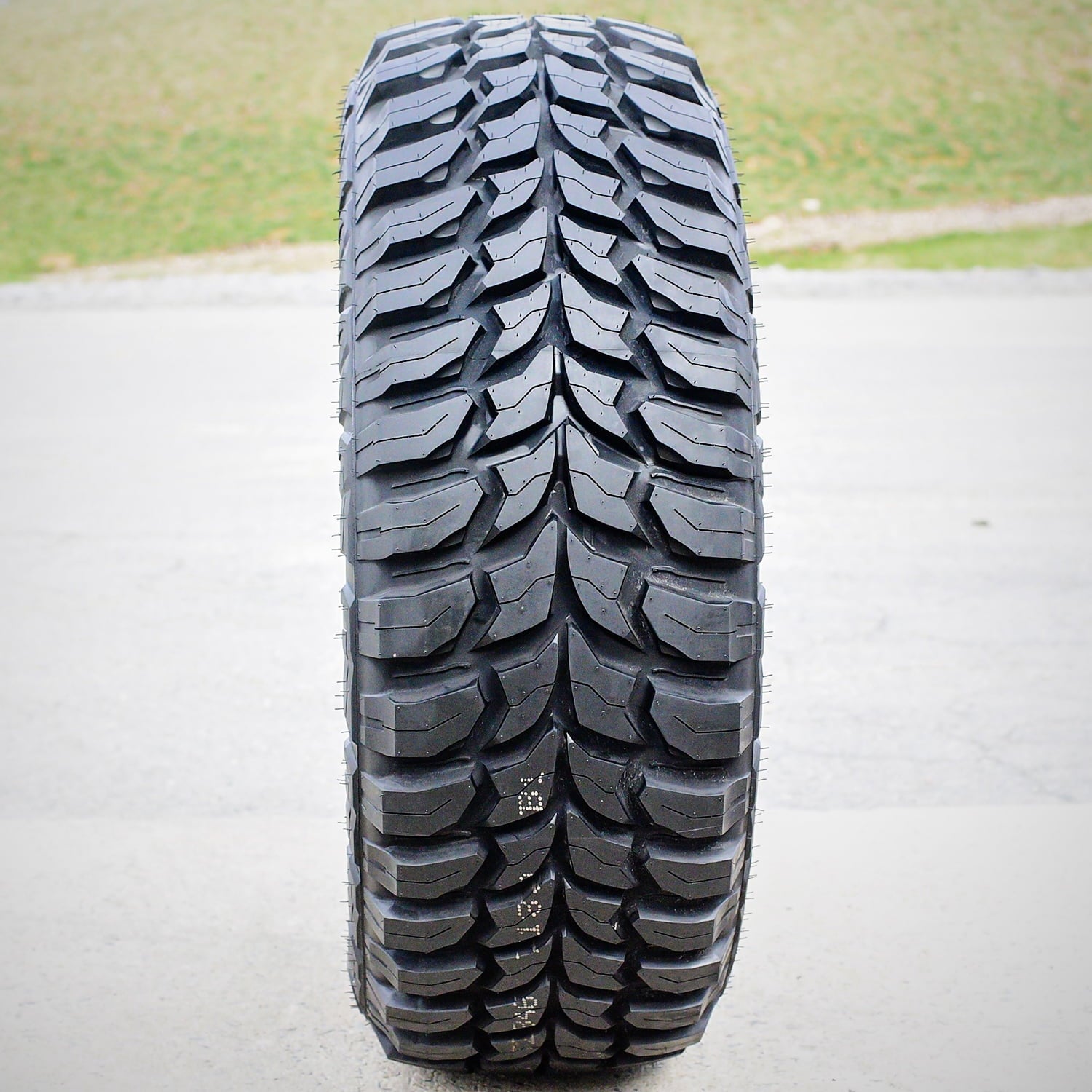 Linglong Crosswind M/T LT 305/70R17 Load D 8 Ply MT Mud Tire