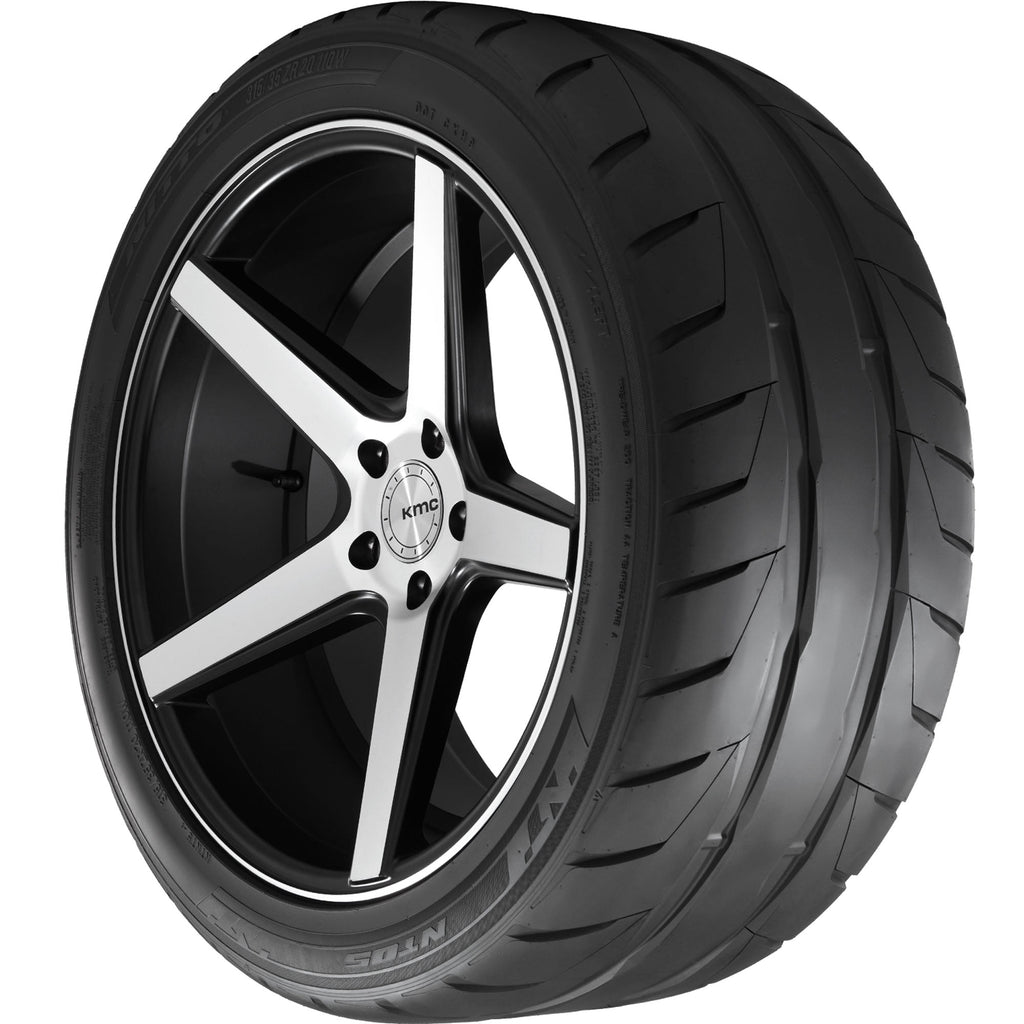 Nitto NT05 Performance 275/40R20 106W XL Passenger Tire