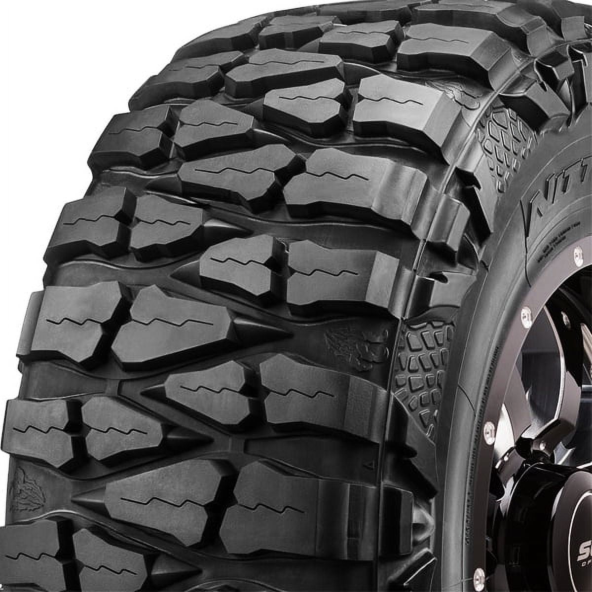 Nitto Mud Grappler 385/70R16 130 Q Tire