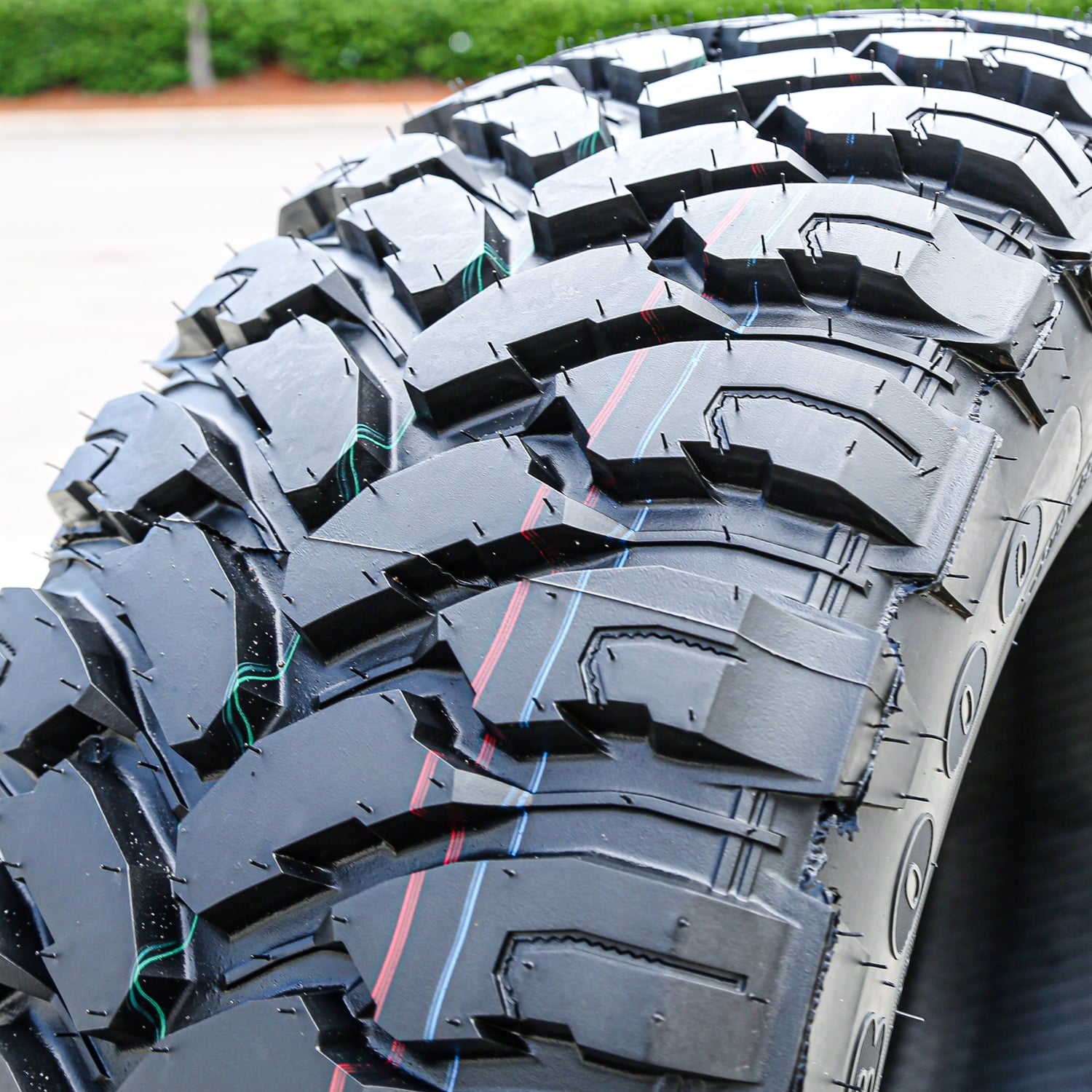 Comforser CF3000 285/65R18 125/122Q E 10 Ply m/t mud Light Truck Tire
