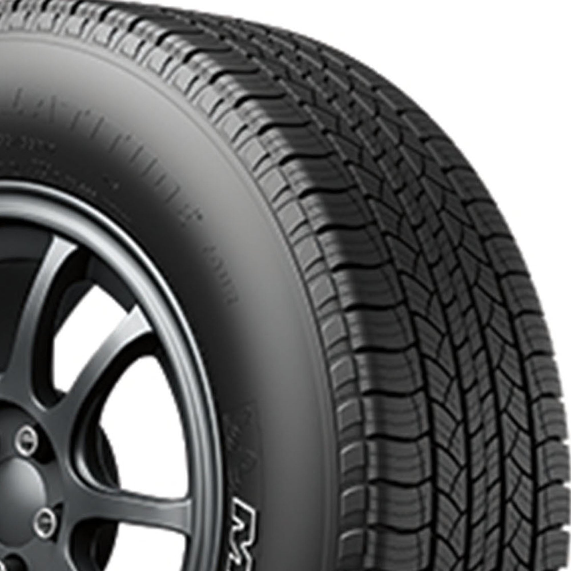 Michelin Latitude Tour All Season P265/60R18 109T Passenger Tire