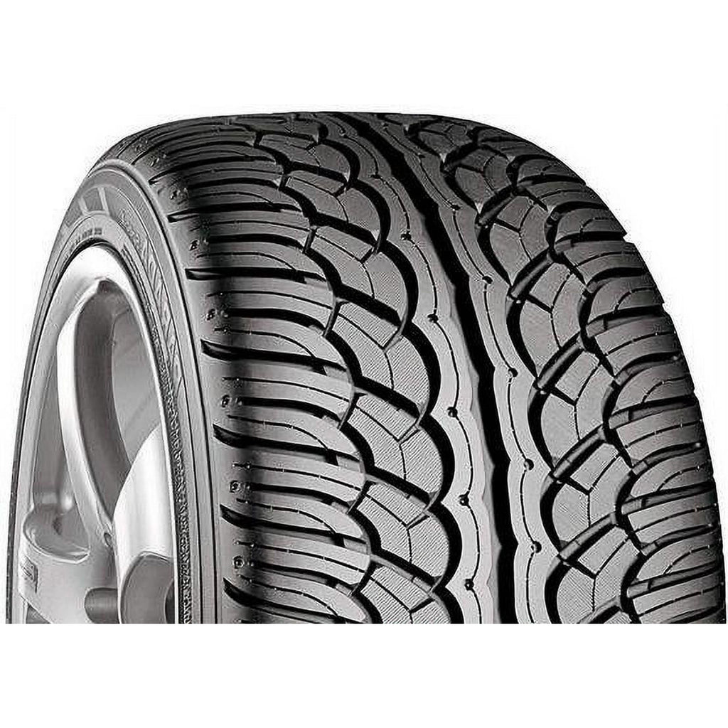 Yokohama Parada Spec-X 265/40R22 106 V Tire Fits: 2022-23 Audi e-tron Quattro Chronos Edition, 2023 Audi e-tron Sportback Technik