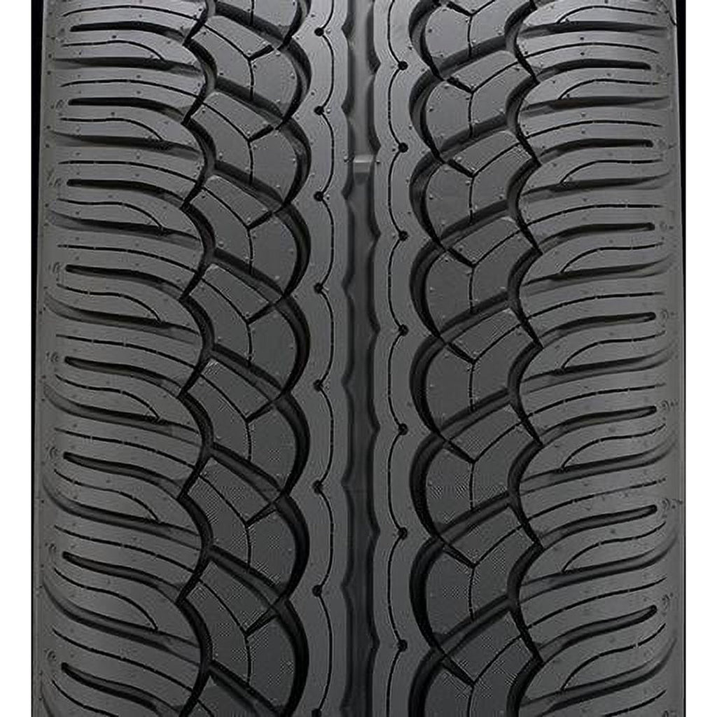 Yokohama Parada Spec-X 265/40R22 106 V Tire Fits: 2022-23 Audi e-tron Quattro Chronos Edition, 2023 Audi e-tron Sportback Technik