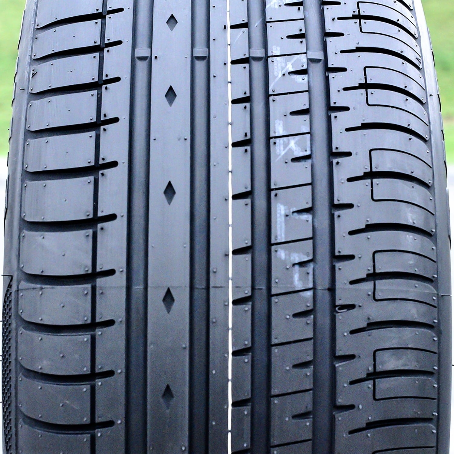 Accelera Phi-R 245/50ZR18 245/50R18 104W XL A/S High Performance Tire Fits: 2006-07 Buick Lucerne CXS, 2008-11 Buick Lucerne Super