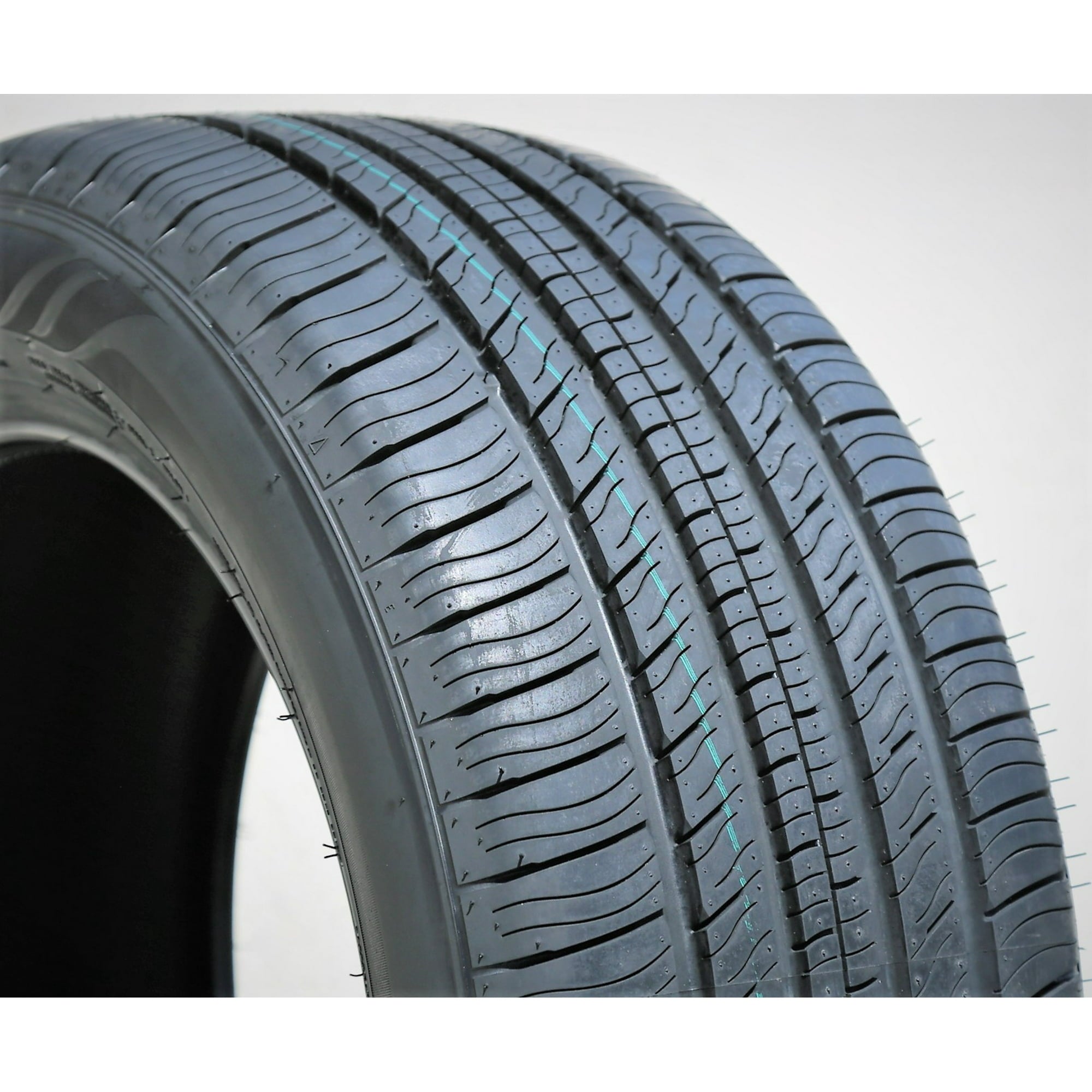 GT Radial Champiro Touring A/S 225/50R18 95T All Season Tire Fits: 2008-12 Chevrolet Malibu LTZ, 2015-19 Subaru Legacy 3.6R Limited