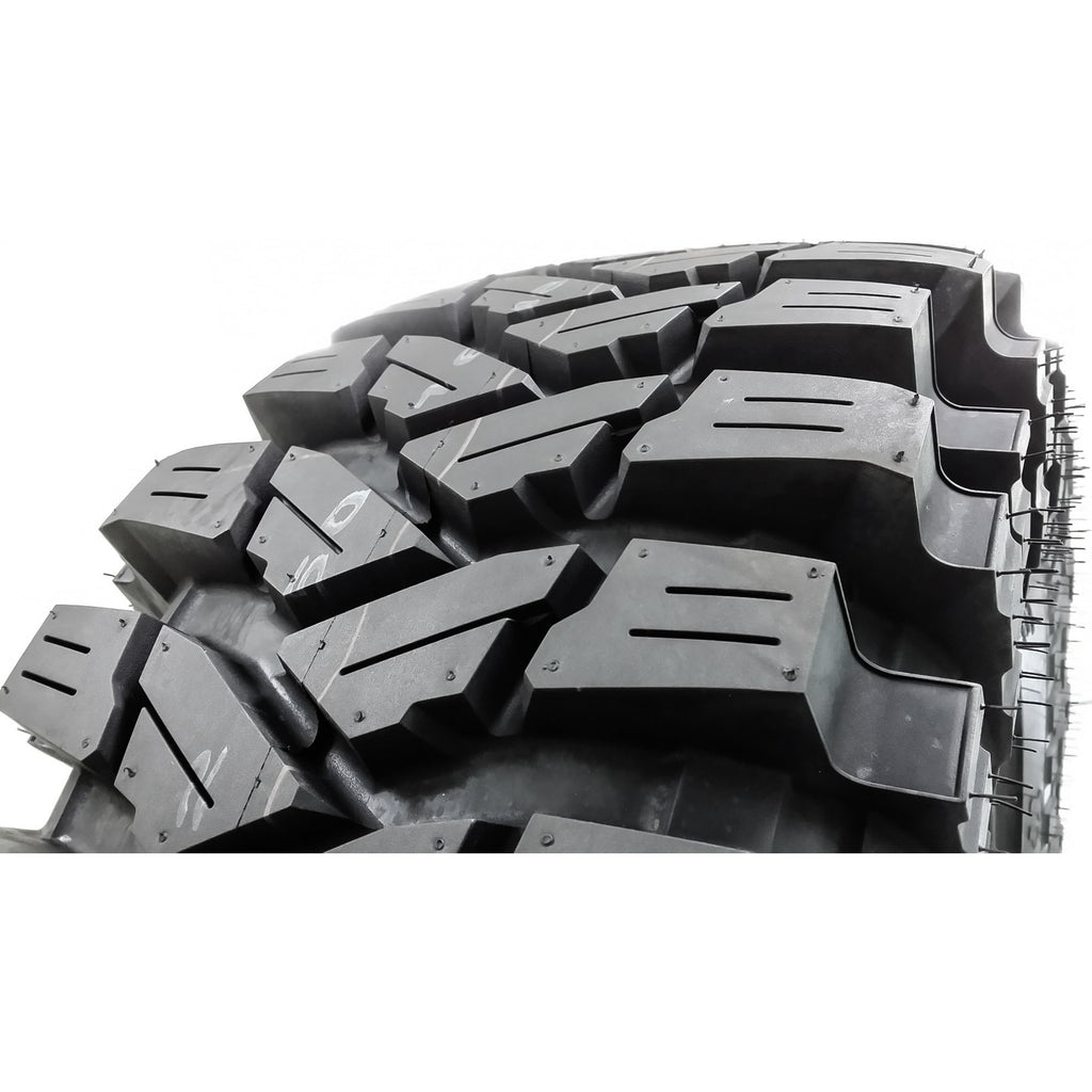 Maxxis Trepador M8060 37X13.50-17 126L E 10 Ply x/t Extreme Terrain Light Truck Tire