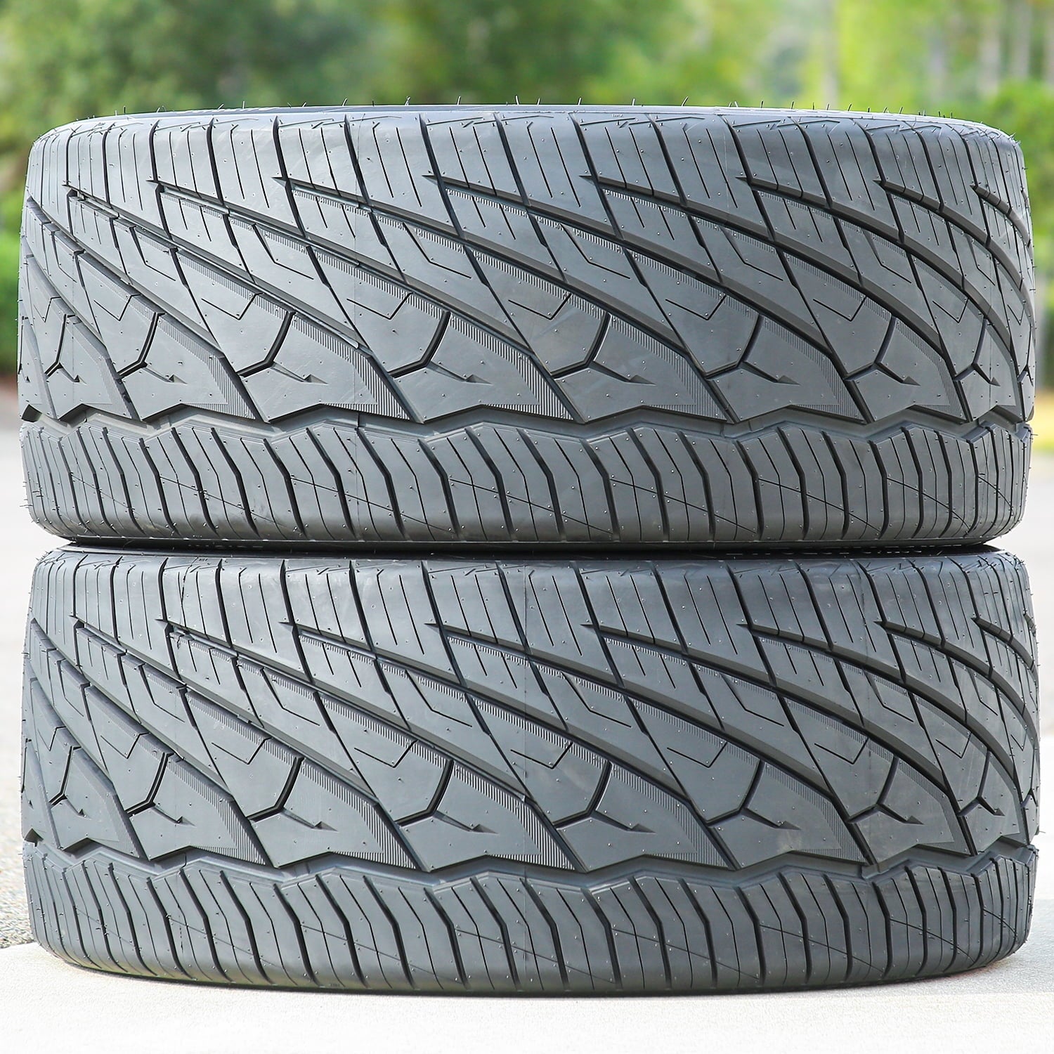 Venom Power Ragnarok GTS 295/35R24 110V XL Performance a/s All Season Tire