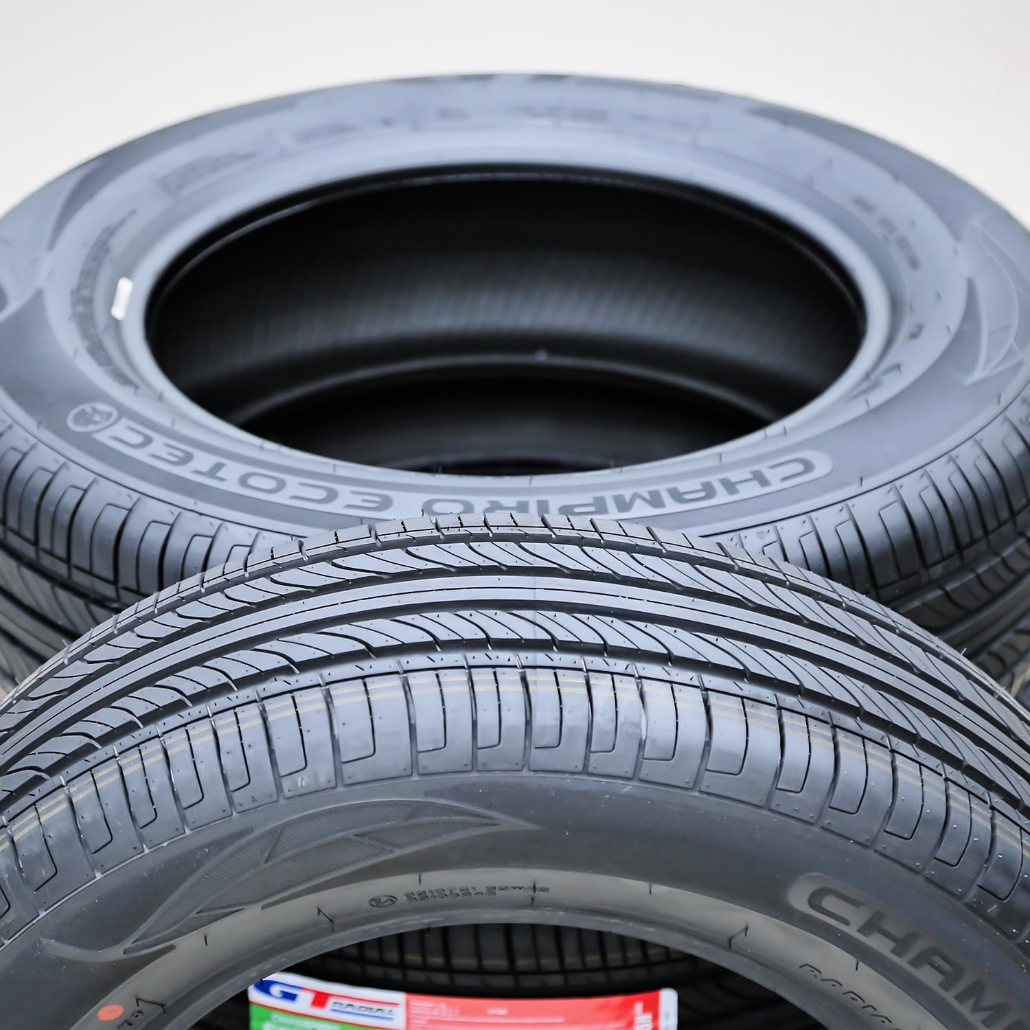 GT Radial Champiro Ecotec 205/50R17 89V a/s All Season Tire