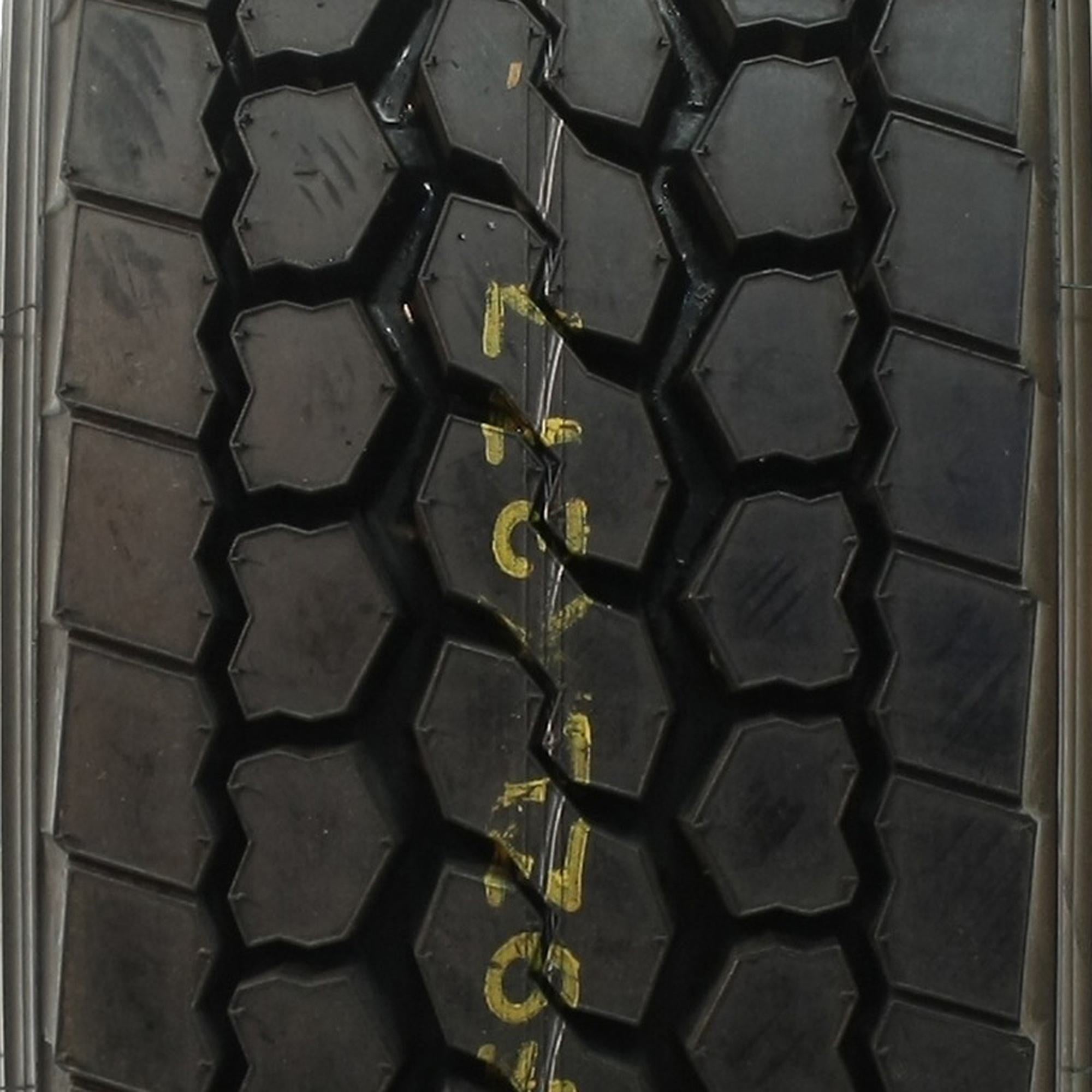 Firestone FD690 Plus 11R22.5 144/142L G Commercial Tire