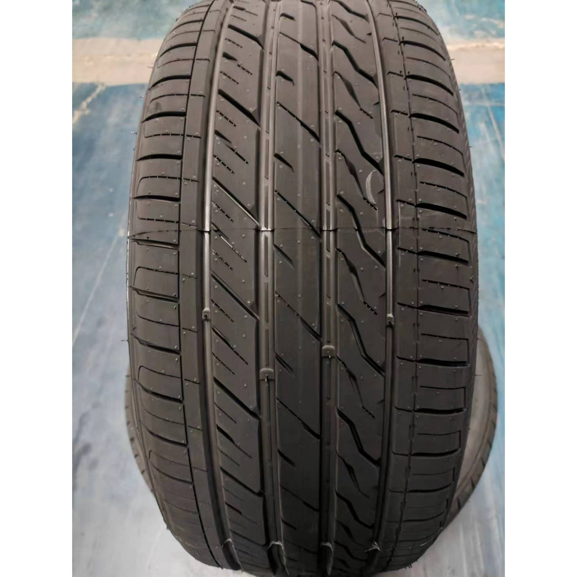 Arroyo Tires Arroyo Run Flat Plus 235/50R18 101W BSW
