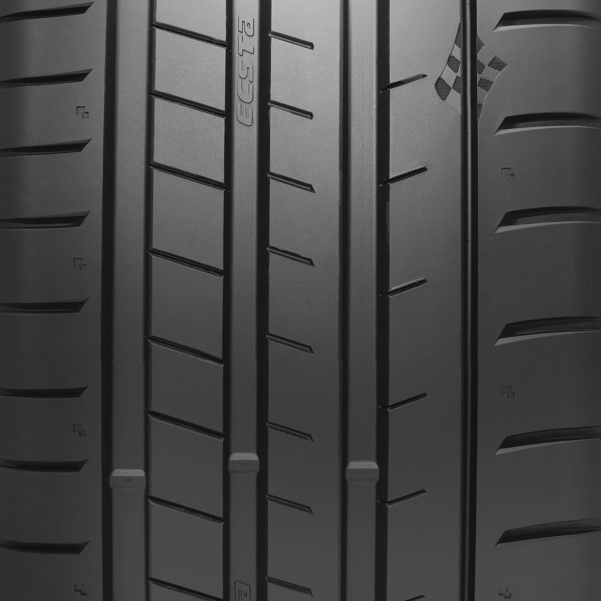 Kumho Tire Kumho Ecsta PS91 UHP Summer 285/35ZR19 (103Y) XL Passenger Tire