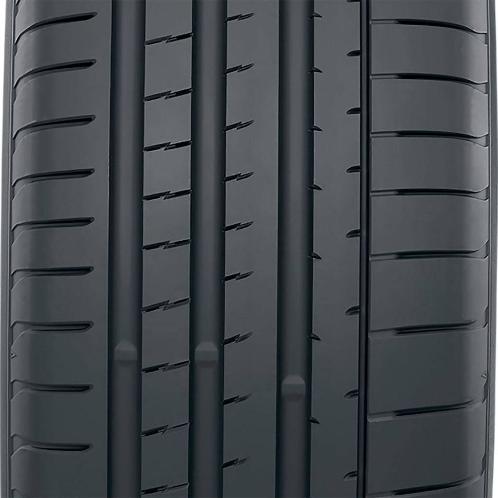 Yokohama Advan Sport V107D UHP 325/35ZR22 114Y XL Passenger Tire