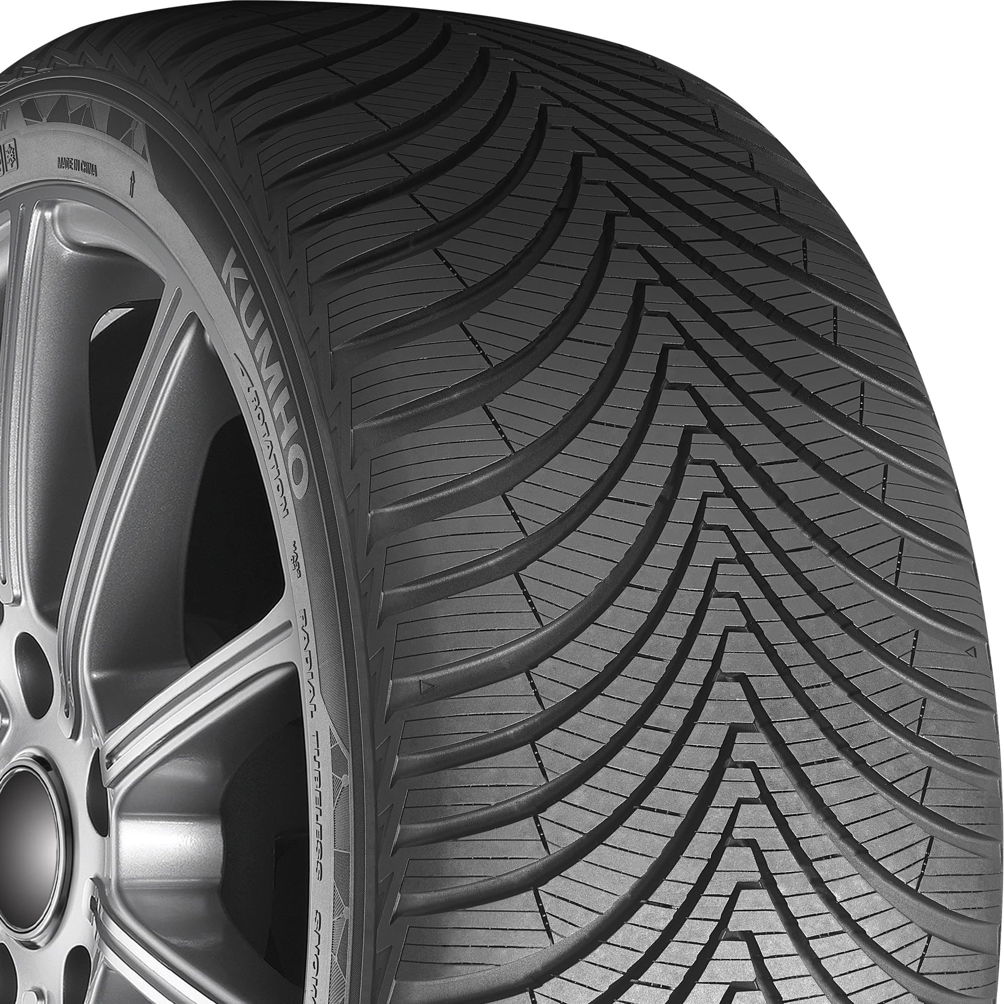 Kumho Tire Kumho Solus HA32 All Weather 225/50R17 98V XL Passenger Tire