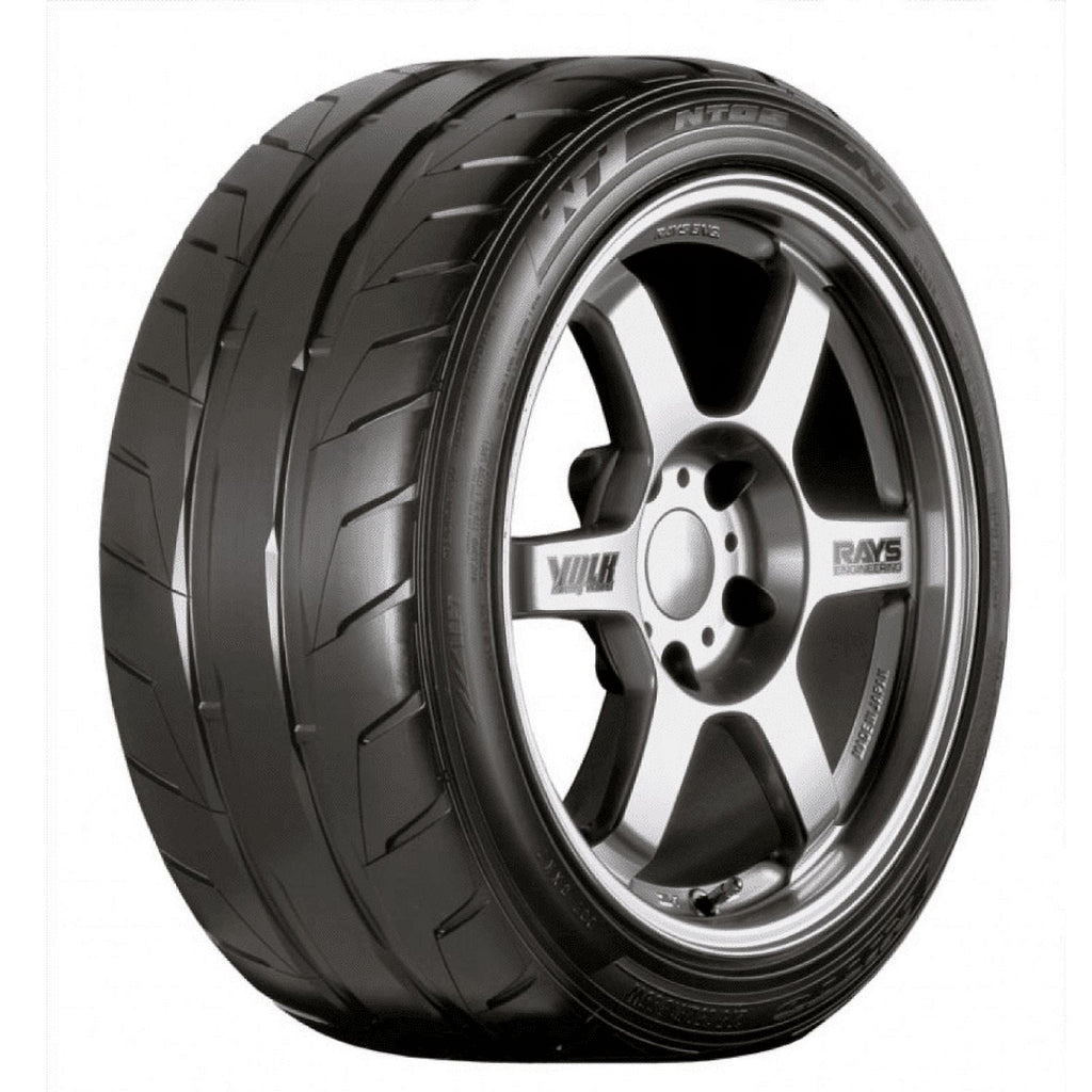Nitto Motivo 245/45-20 103 Y Tire