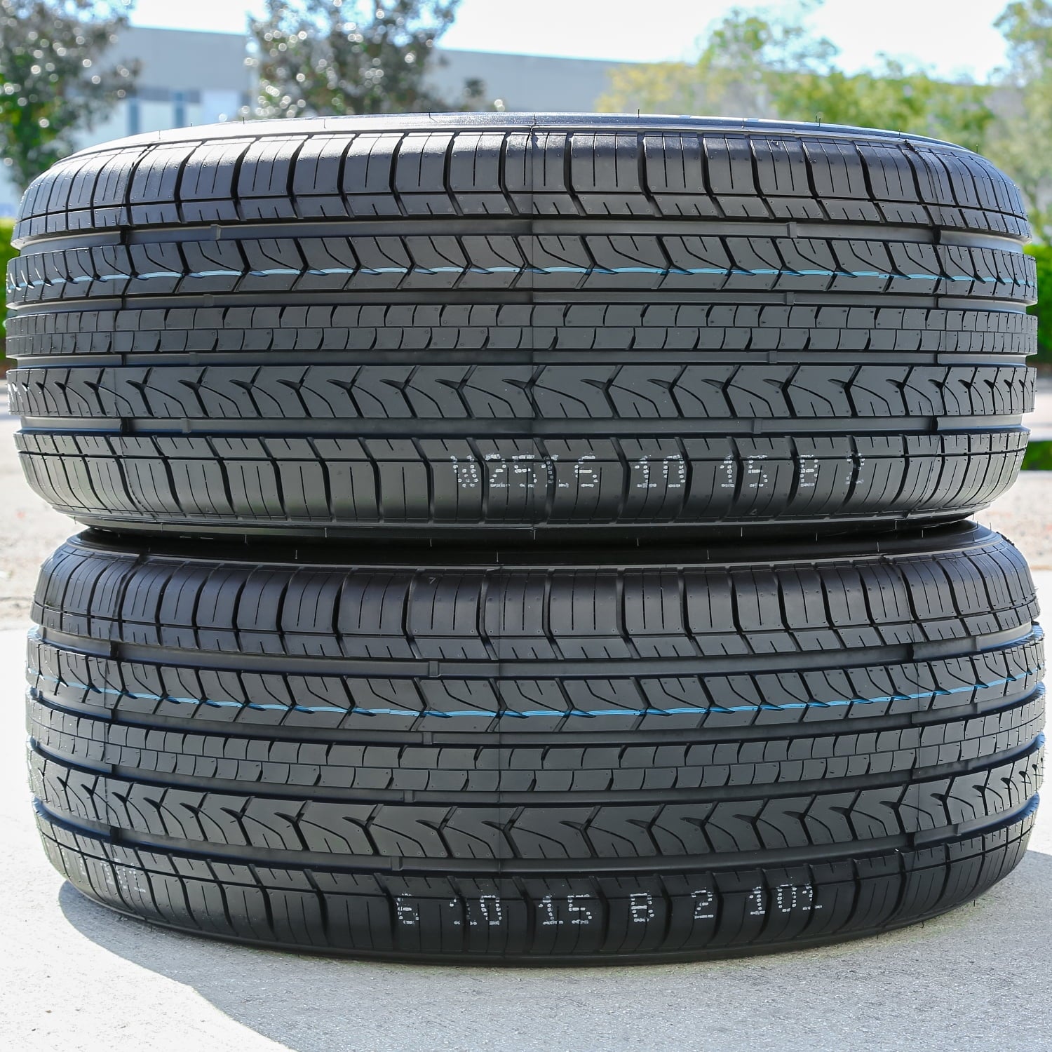 Centara Grand Tourer H/T 235/45R19 95V a/s All Season Tire