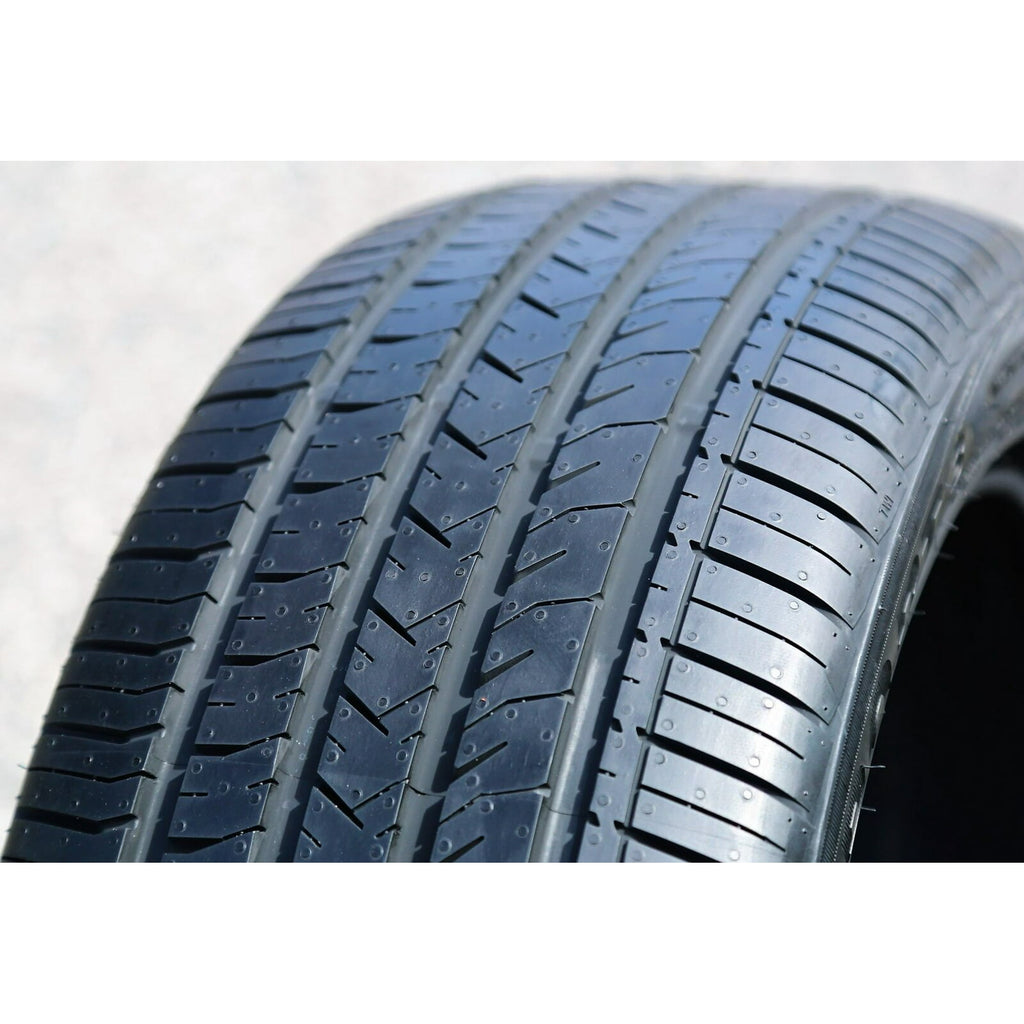 Leao Lion Sport 3 285/45R22 114V XL Performance a/s All Season Tire