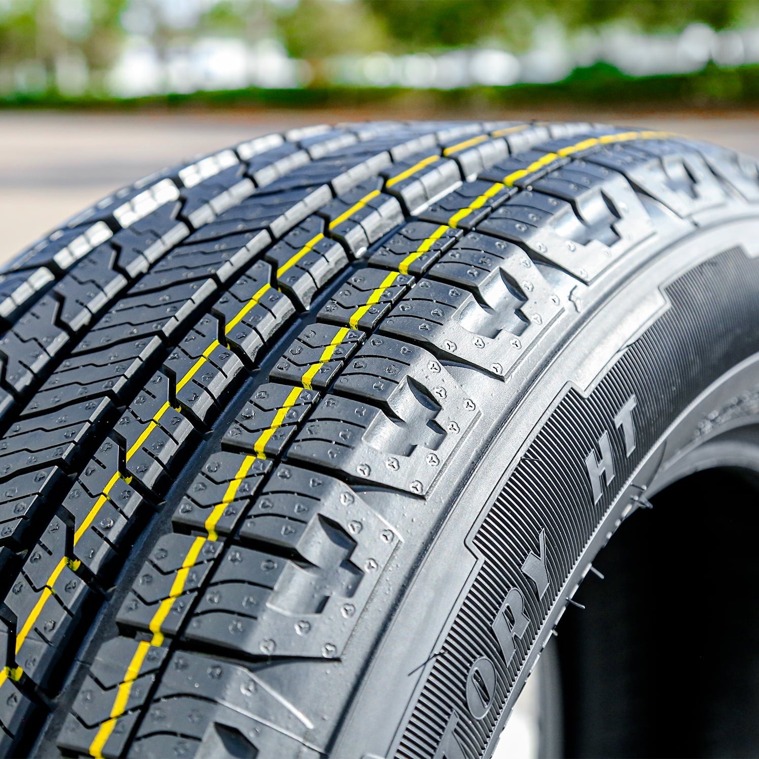 Goodyear Wrangler Territory HT 255/65R18 111H a/s All Season Tire