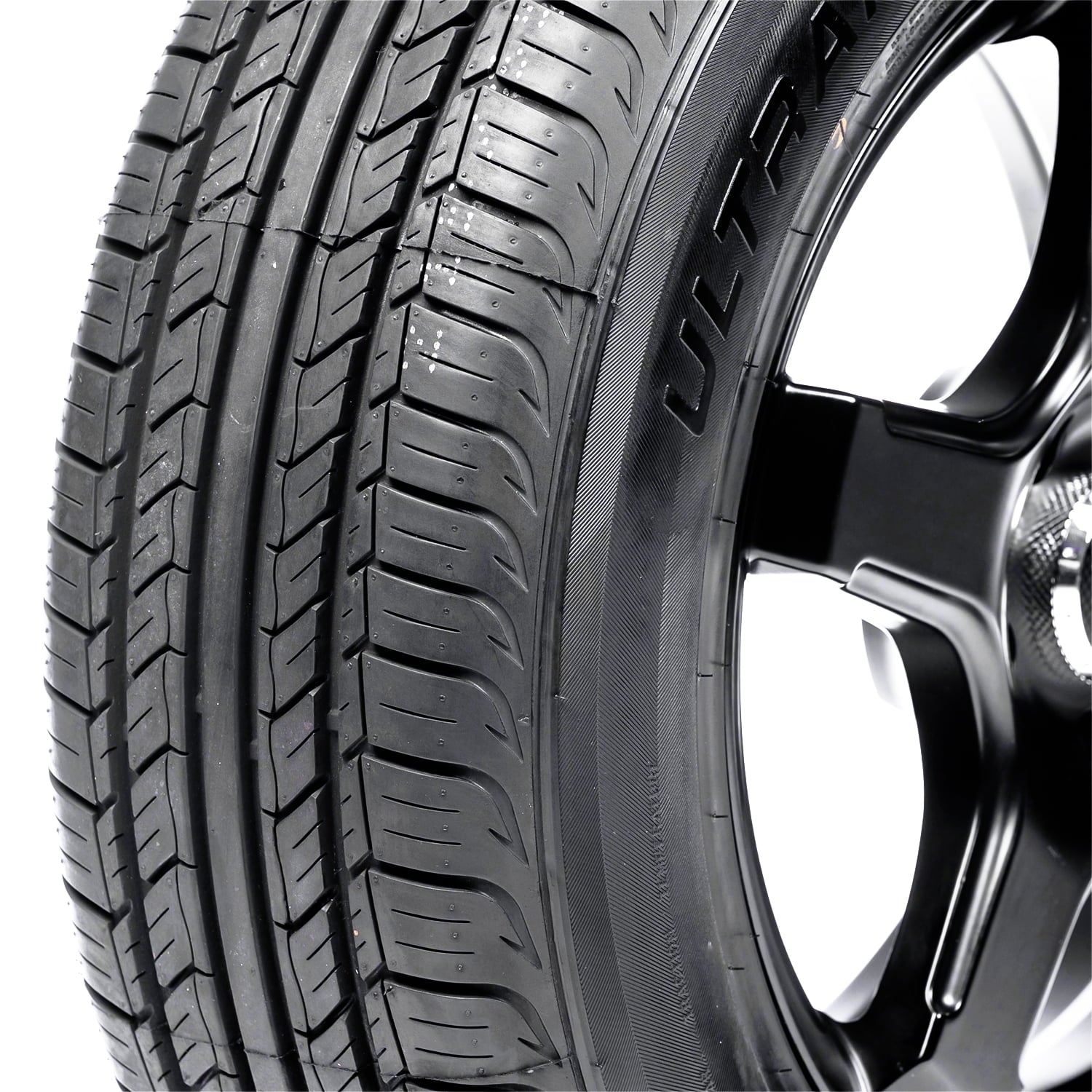Summit Ultramax A/S 225/60R17 99H All Season Tire