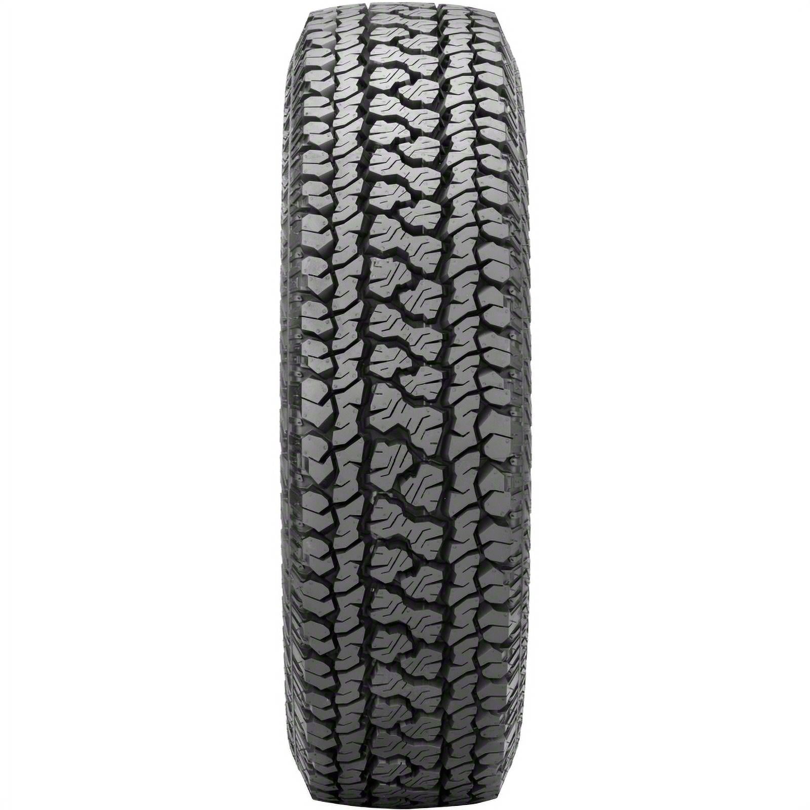 Kumho Tire Kumho Road Venture AT51 265/70R18 124 R Light Truck Tire