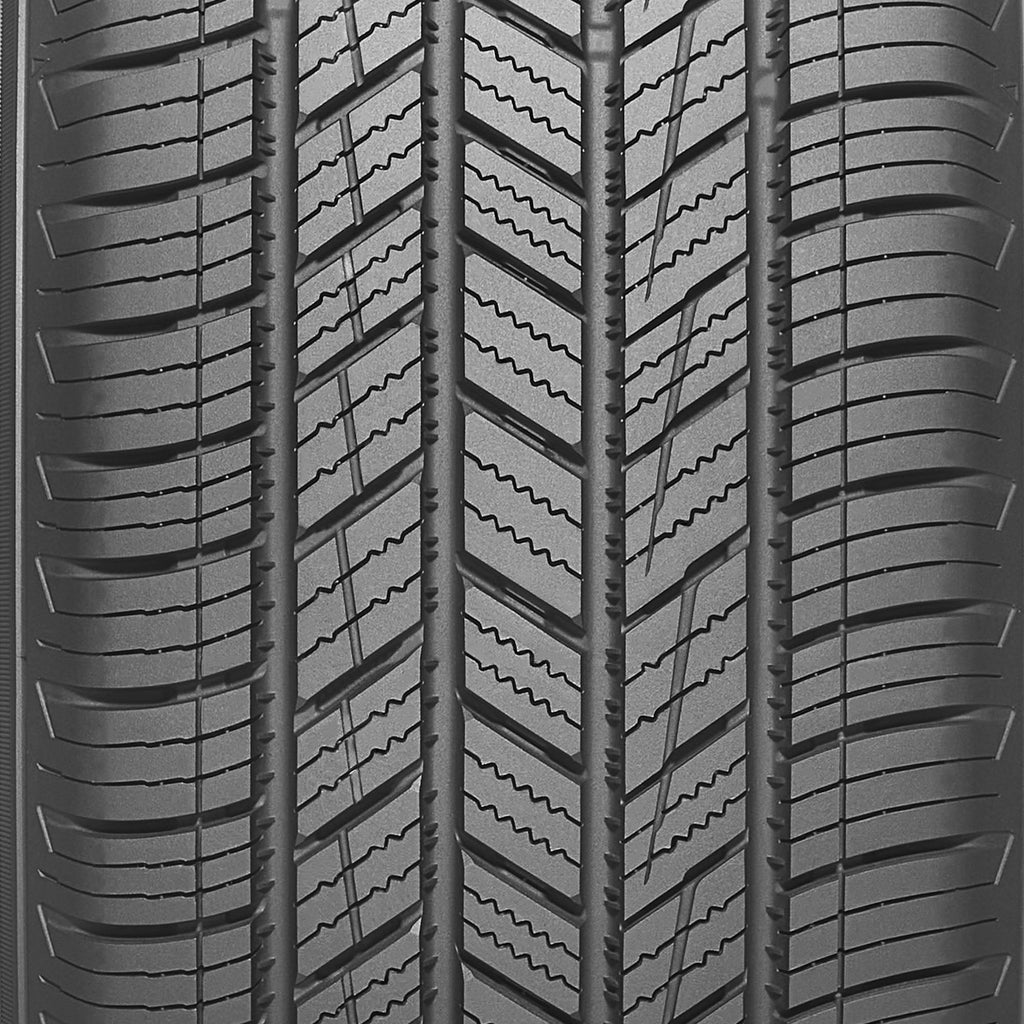 Kumho Tire Kumho Solus TA51a All Season 205/55R17 91H Passenger Tire