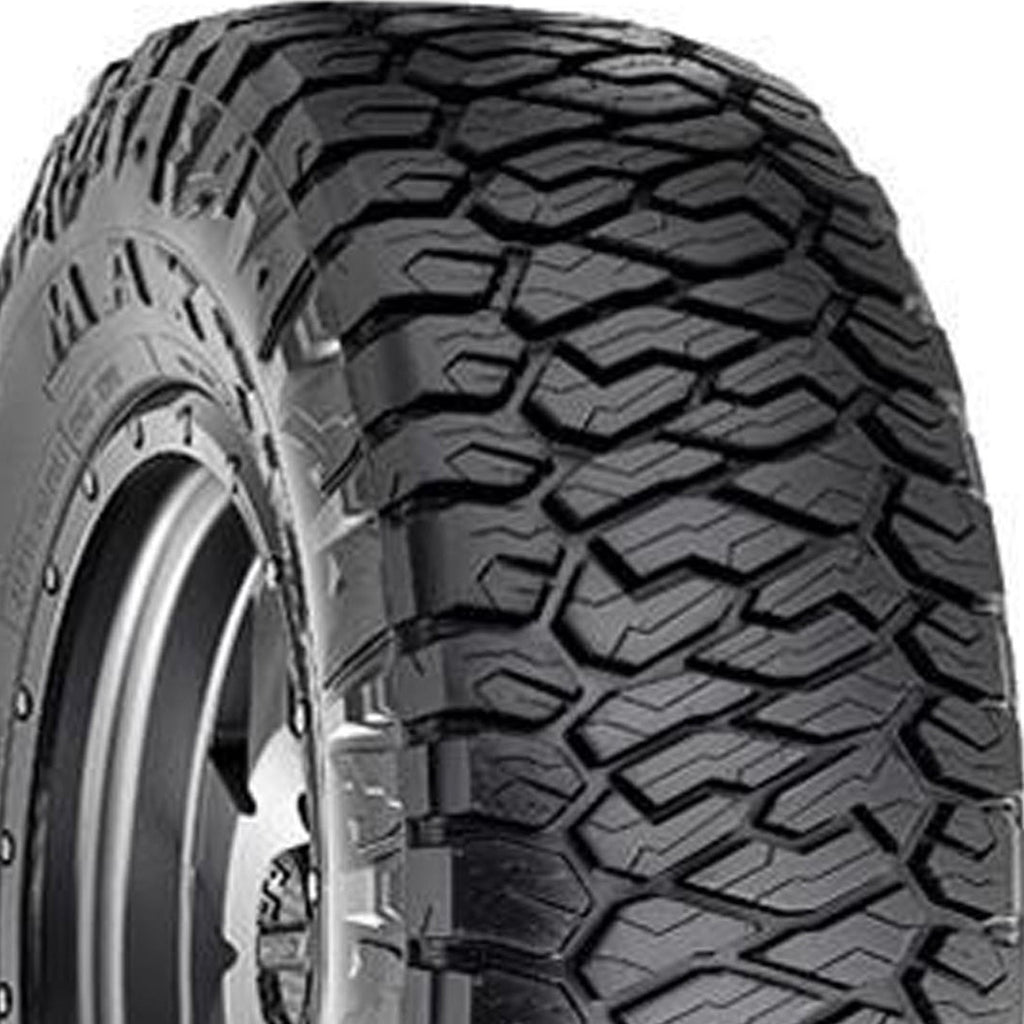 Maxxis Razr AT-811 All Terrain LT265/60R18 119/116S E Light Truck Tire