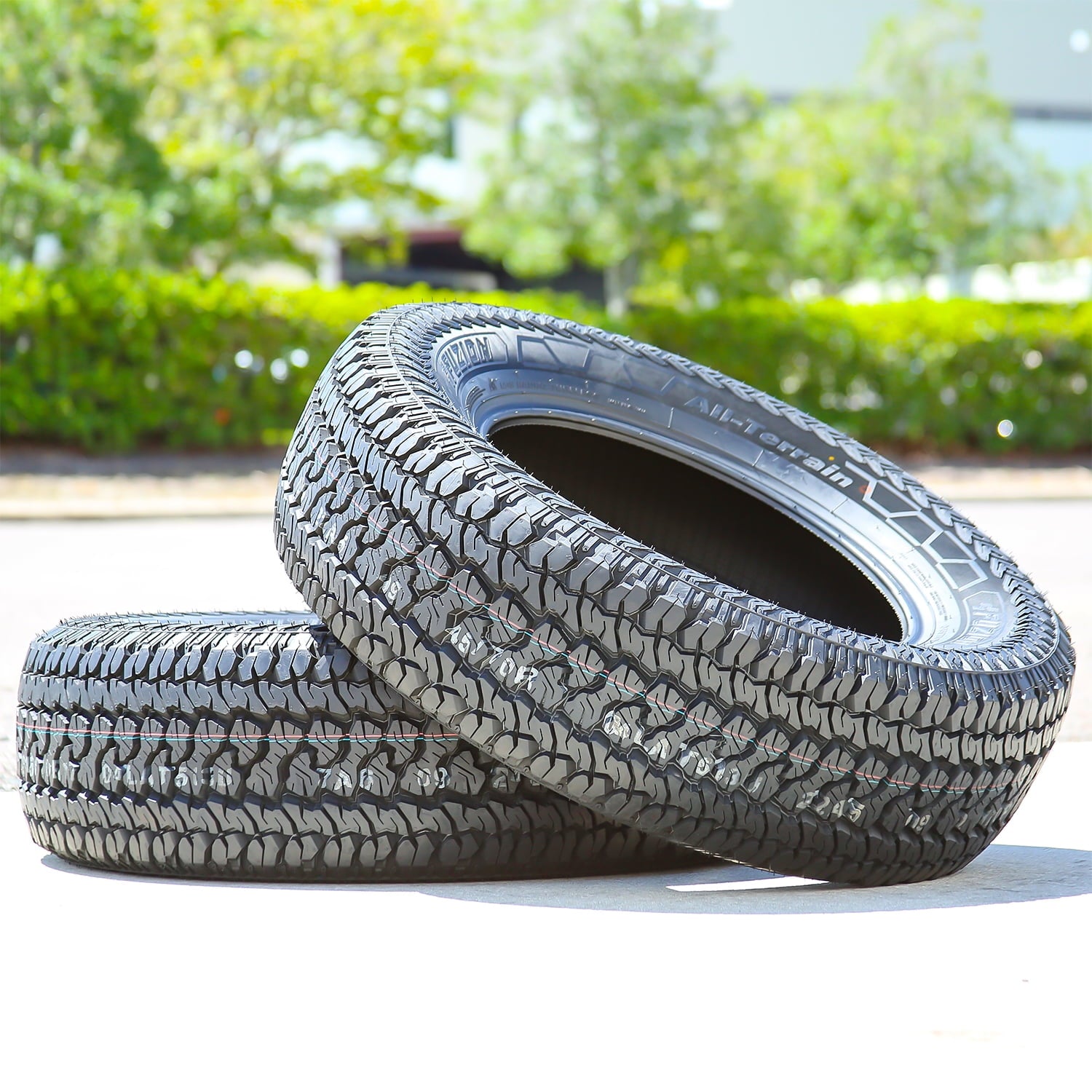 Fuzion A/T 245/75R17 121/118S E 10 Ply All Terrain Light Truck Tire