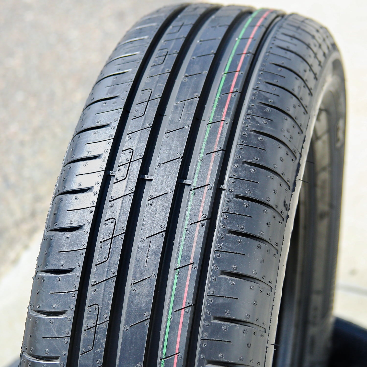 Goodyear EfficientGrip Performance 215/60R16 95H Performance Summer Tire