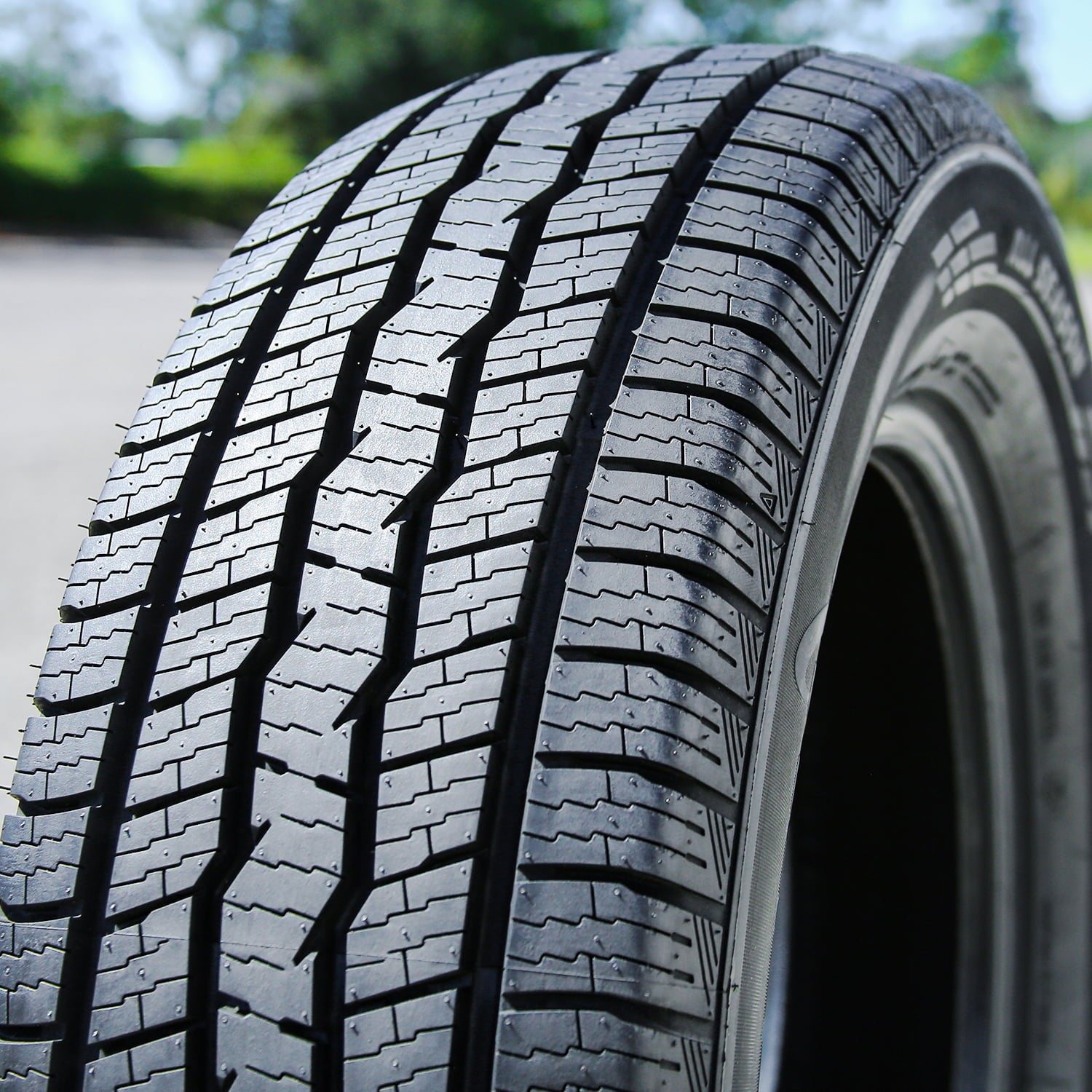 Crossmax CHTS-1 265/70R16 112T a/s All Season Tire