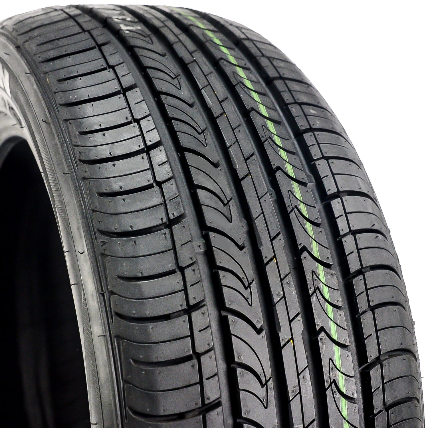 Nexen Classe Premiere CP672 235/40R18 95H XL a/s All Season Tire