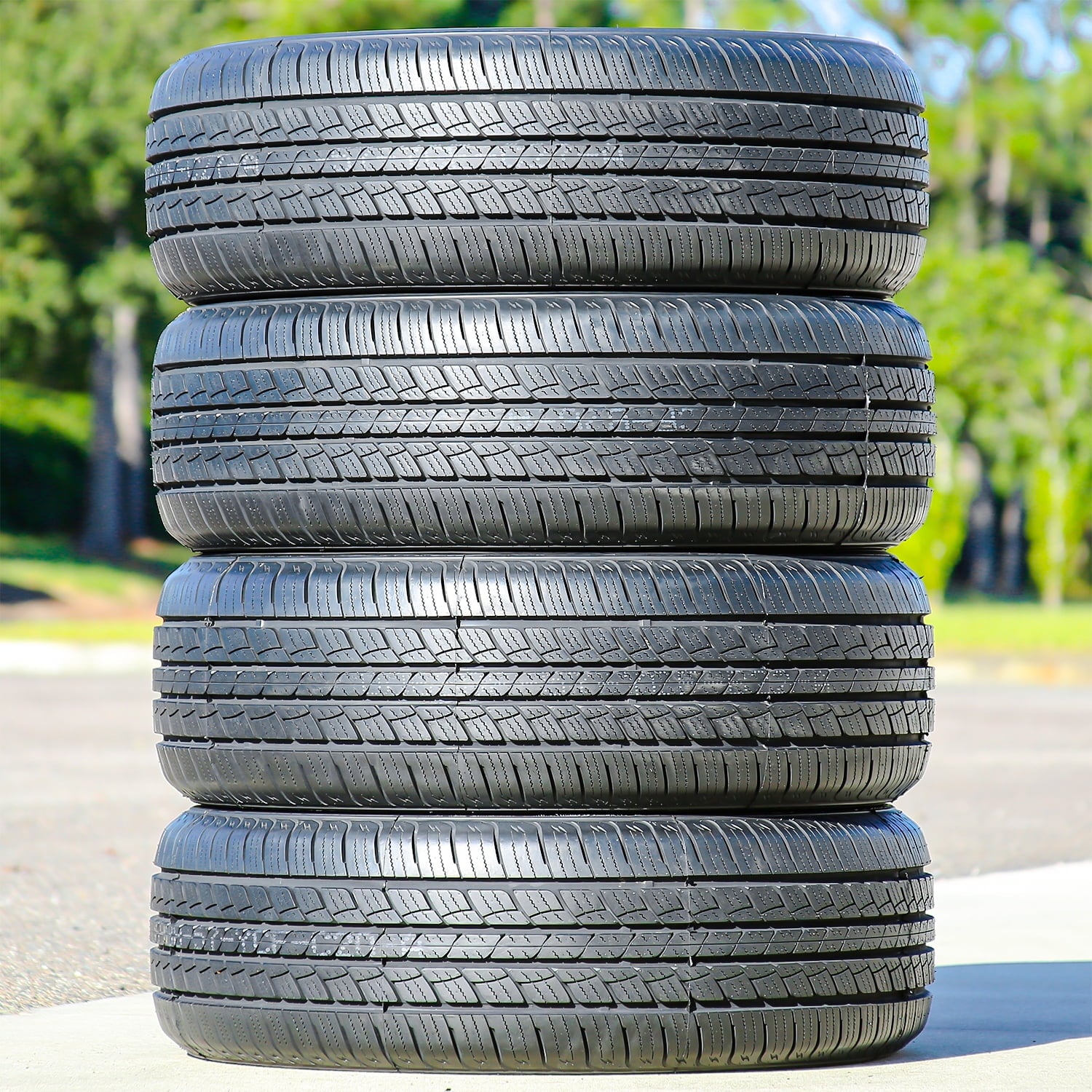 Westlake SU318 H/T 225/65R17 102V a/s All Season Tire