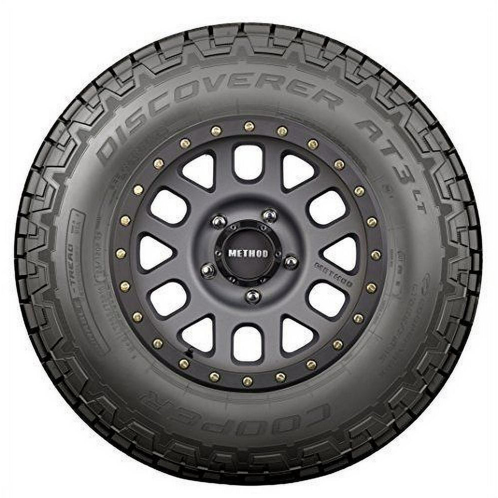 Cooper Discoverer AT3 LT 265/70R16 121 R Tire