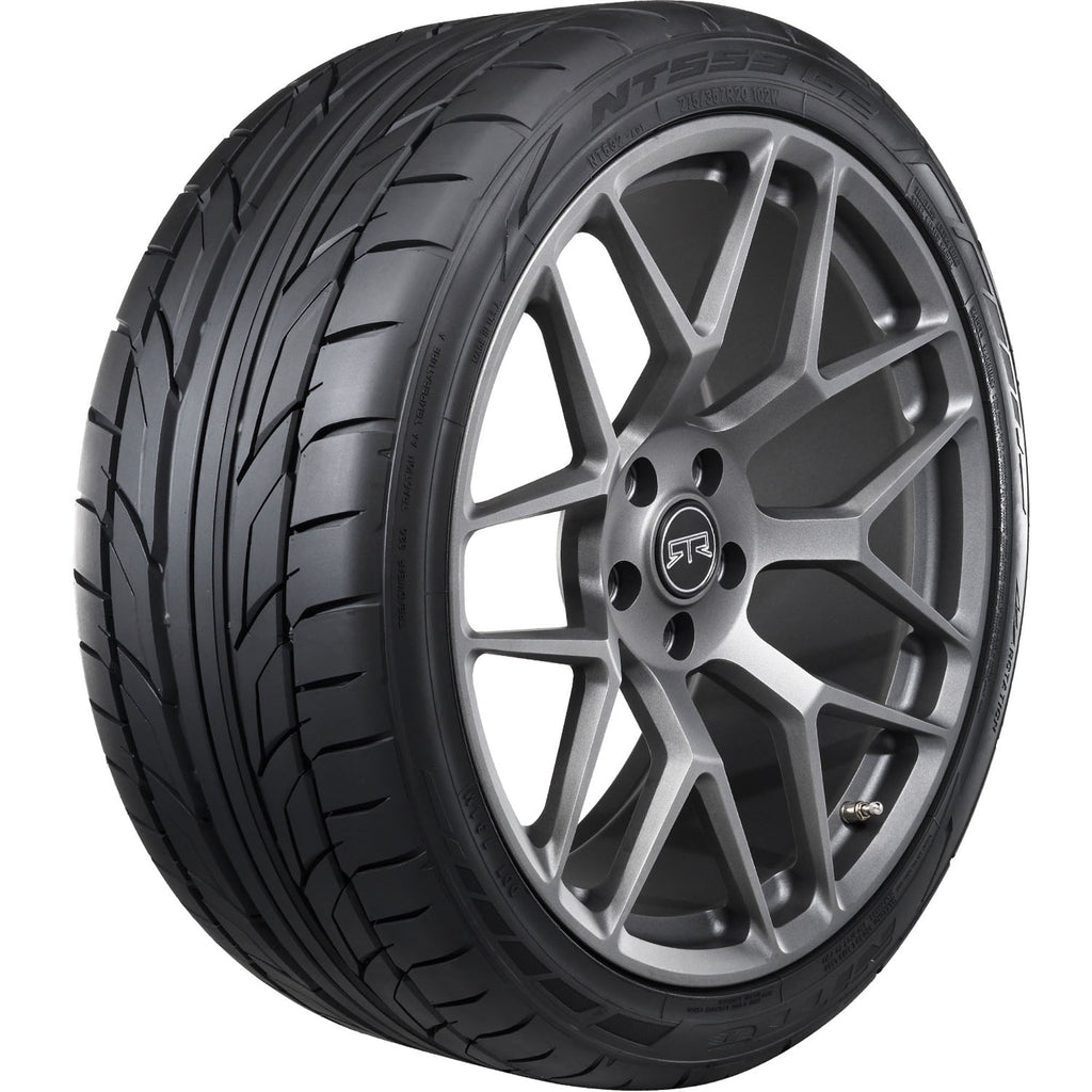 Nitto NT555 G2 305/30R20XL 103W BSW Tire