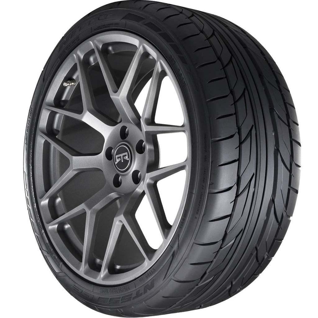 Nitto NT555 G2 305/30R20XL 103W BSW Tire